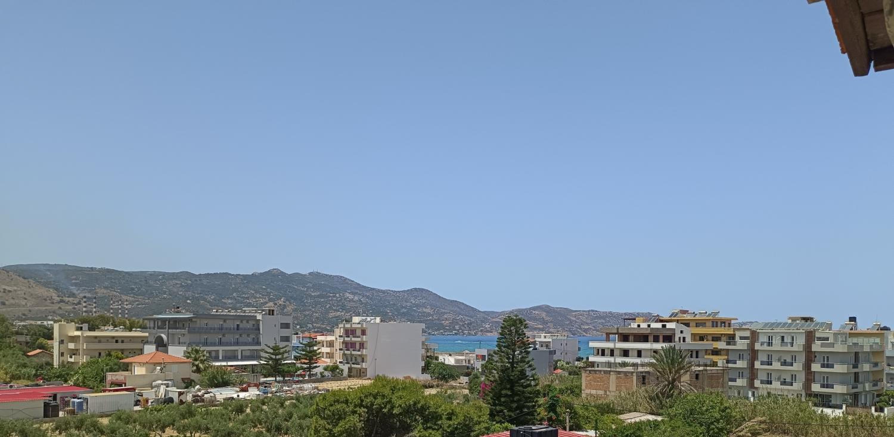 Albatross Apartments