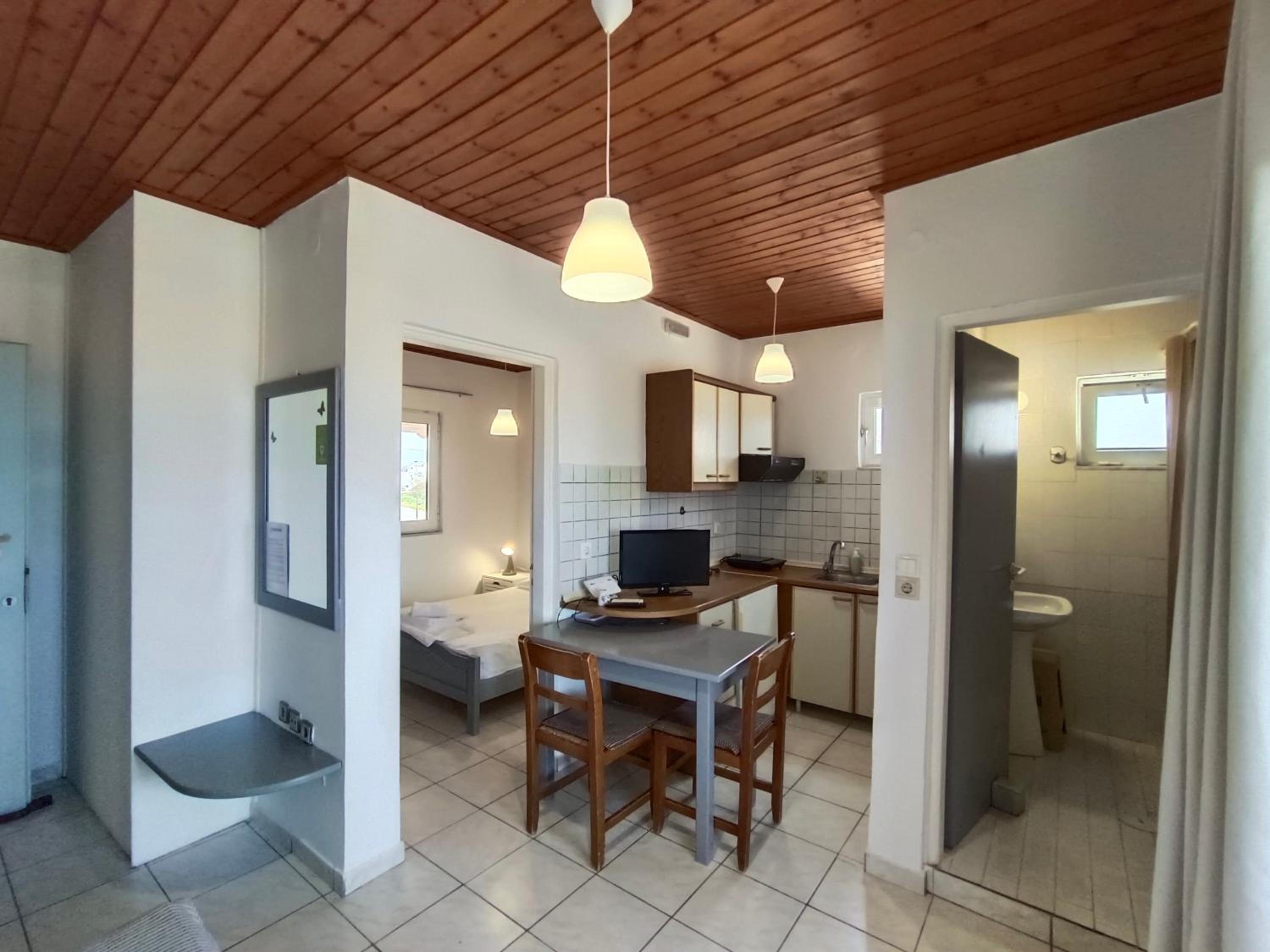 Albatross Apartments
