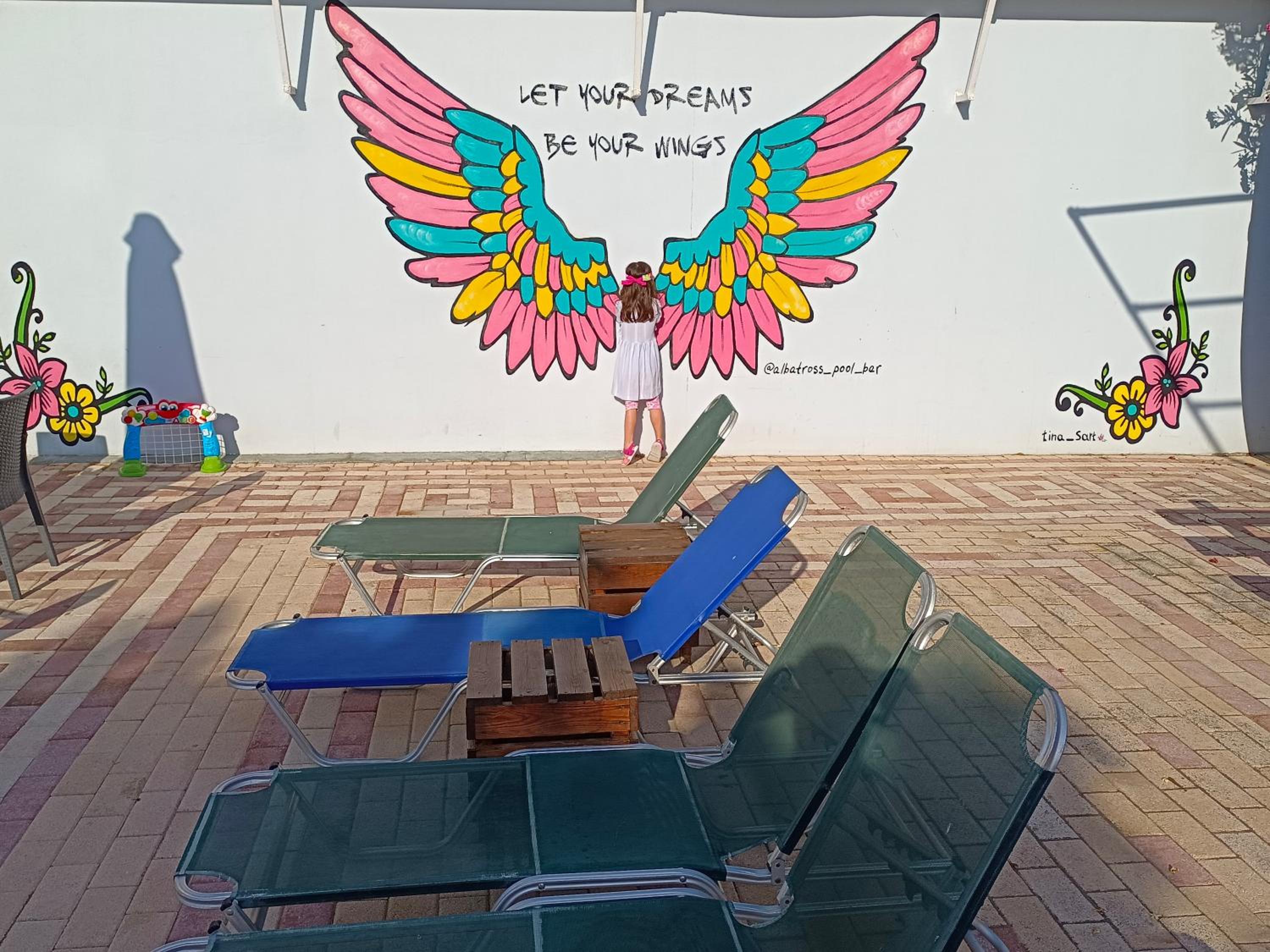 Albatross Apartments