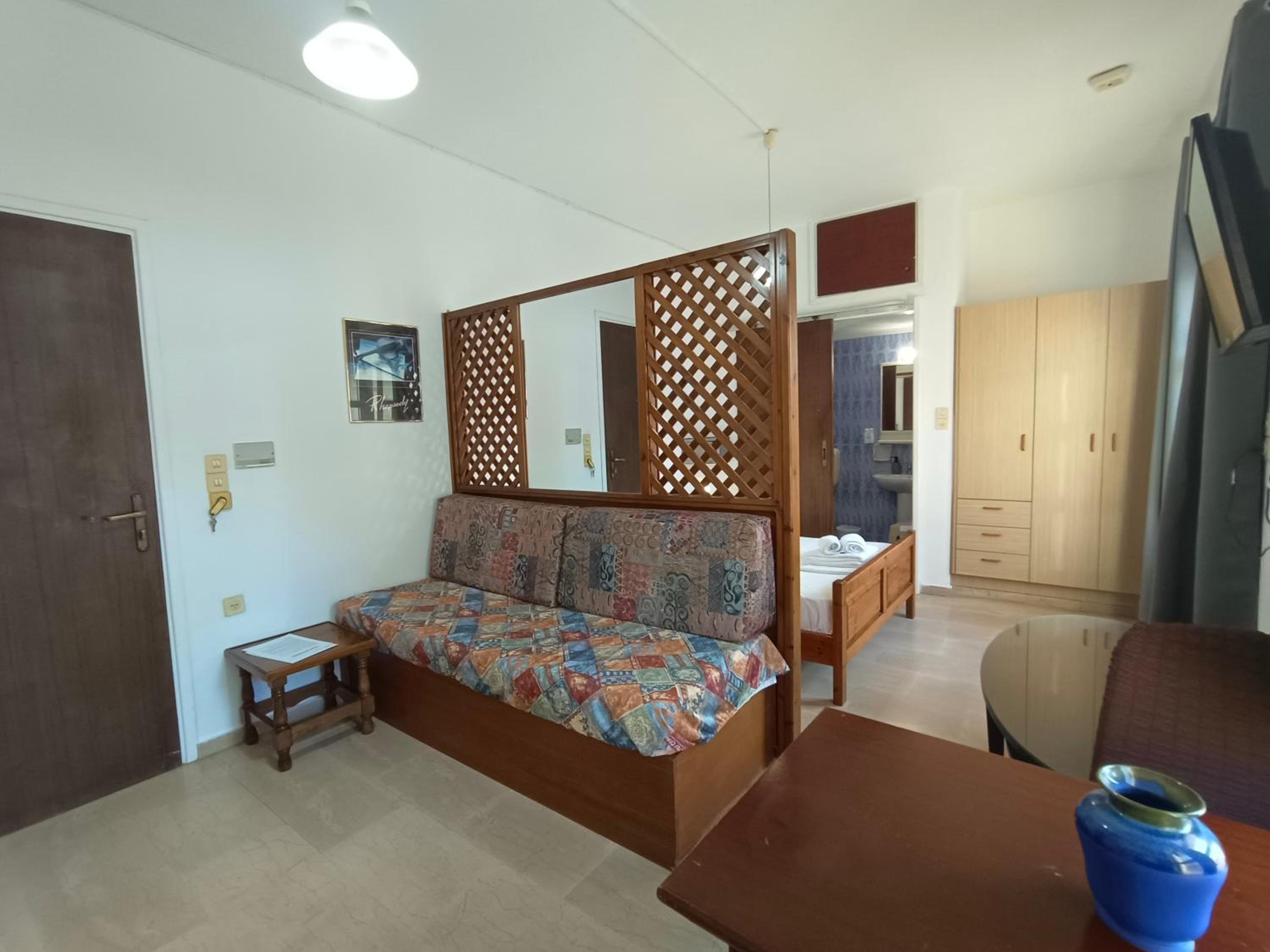 Albatross Apartments