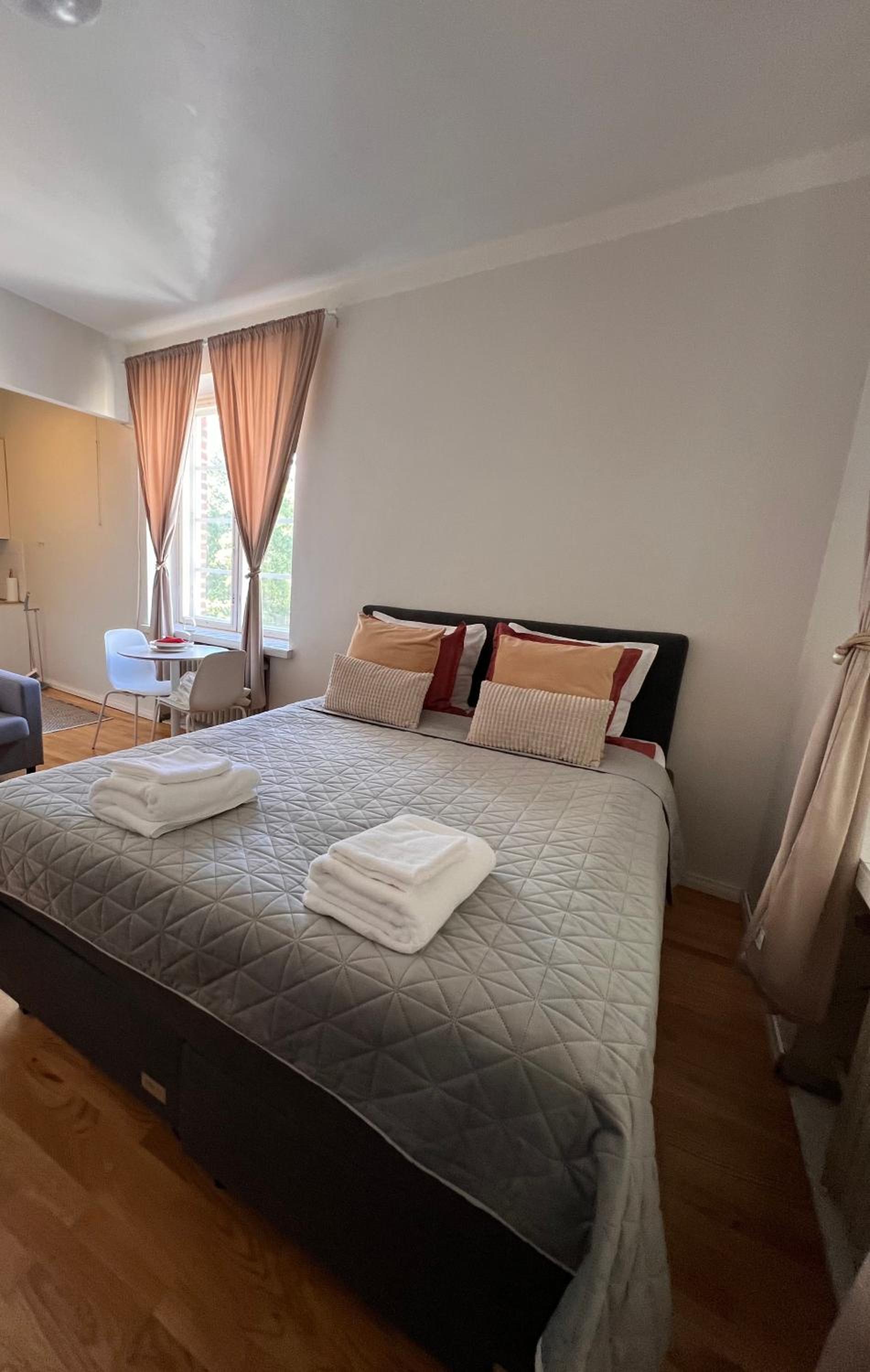 Your Chic Vibrant Airbnb