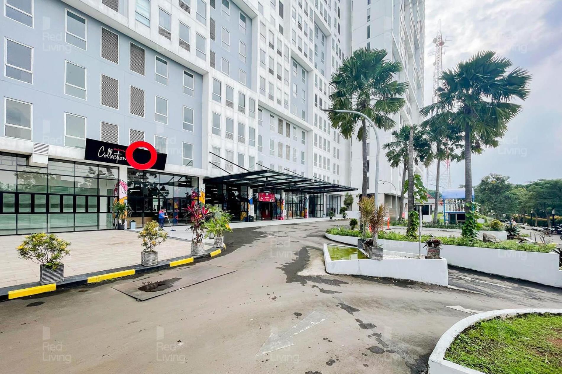 RedLiving Apartment Patra Land Urbano - Alfa Rooms Tower East view 5