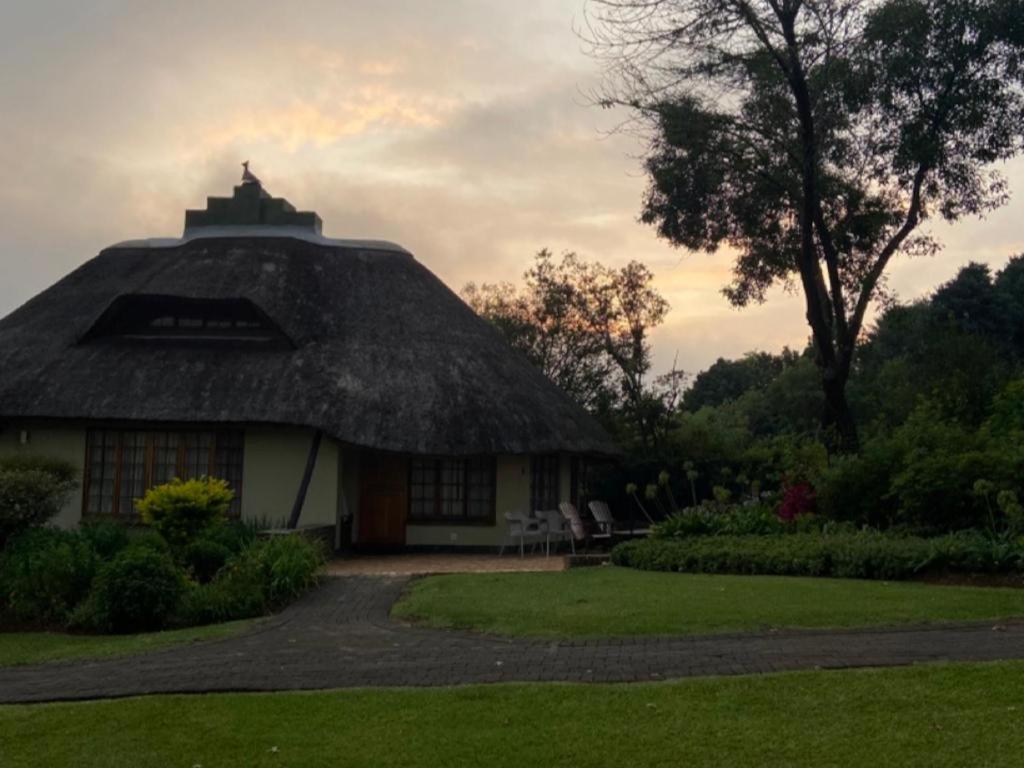 Champagne Lane Resort