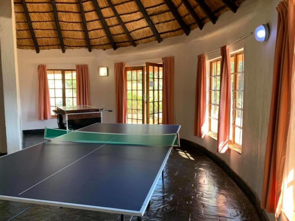 Champagne Lane Resort