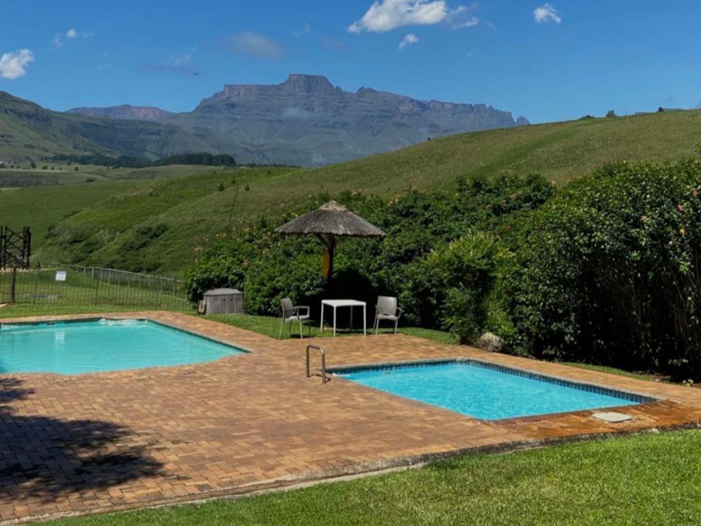 Champagne Lane Resort