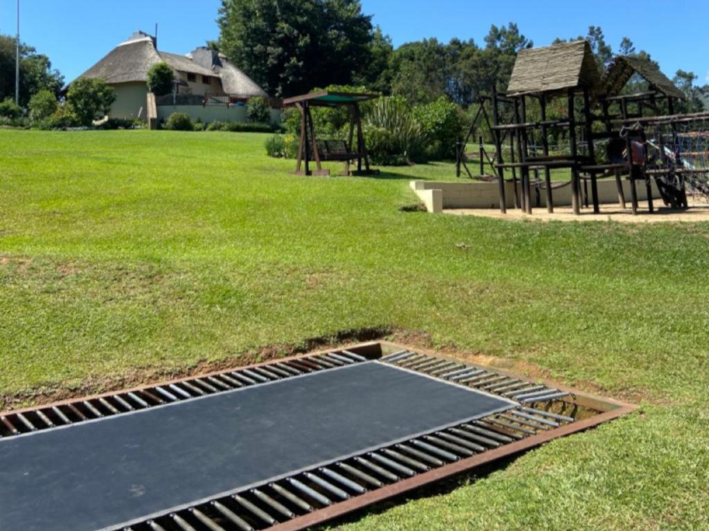 Champagne Lane Resort