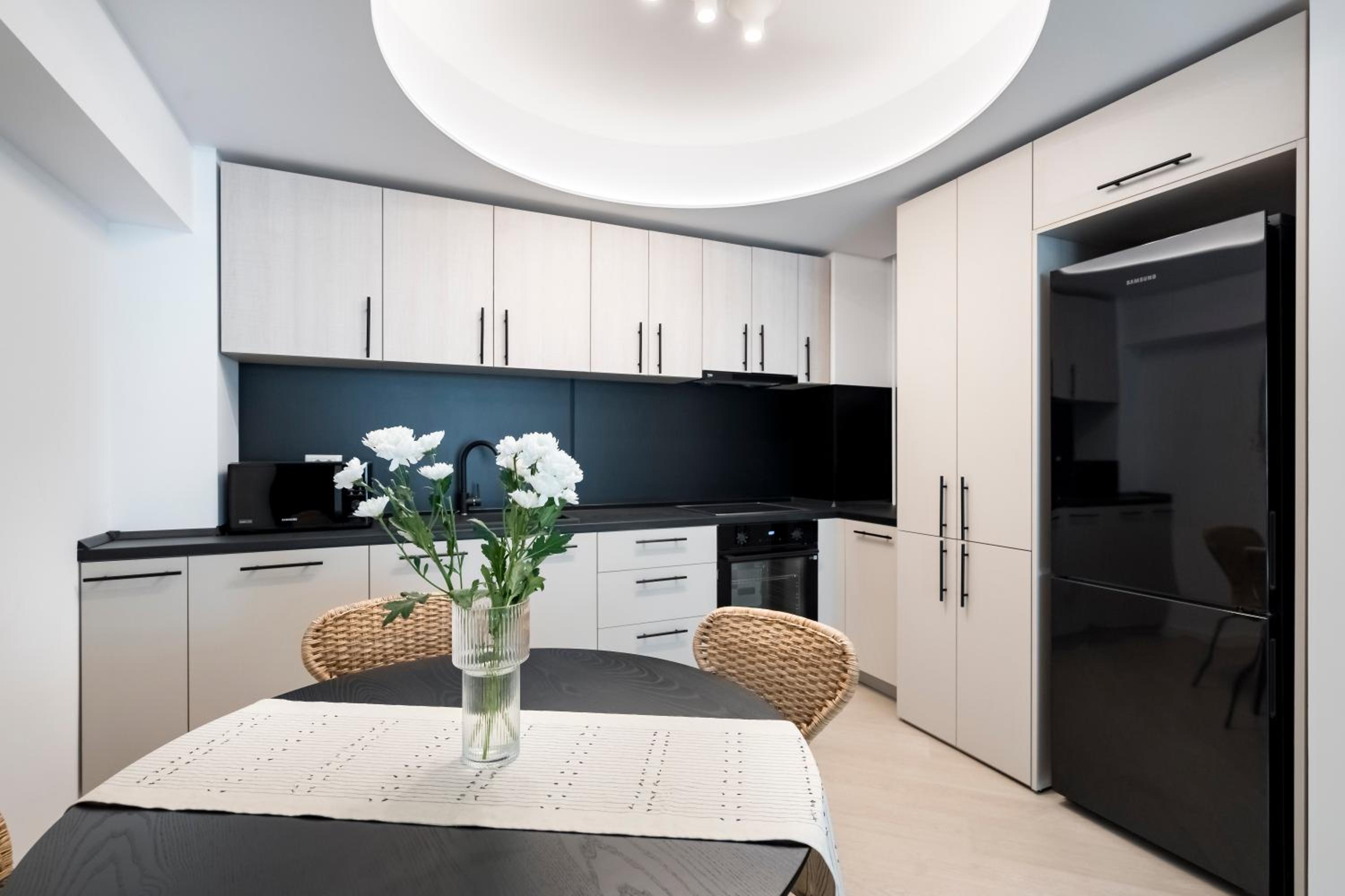 North by Urbanesq Cortina G view 3