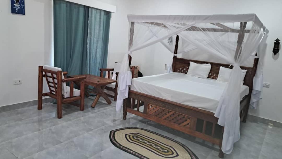 Zanzicomfort Villas view 5