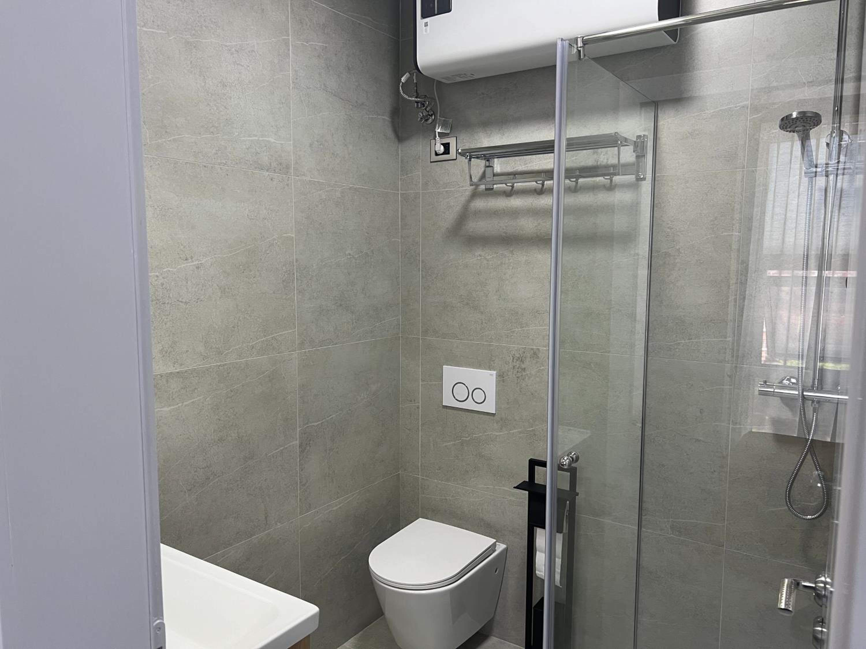STAY-FIVE Modern Central Studios Self Check-in & Fast Wi-Fi