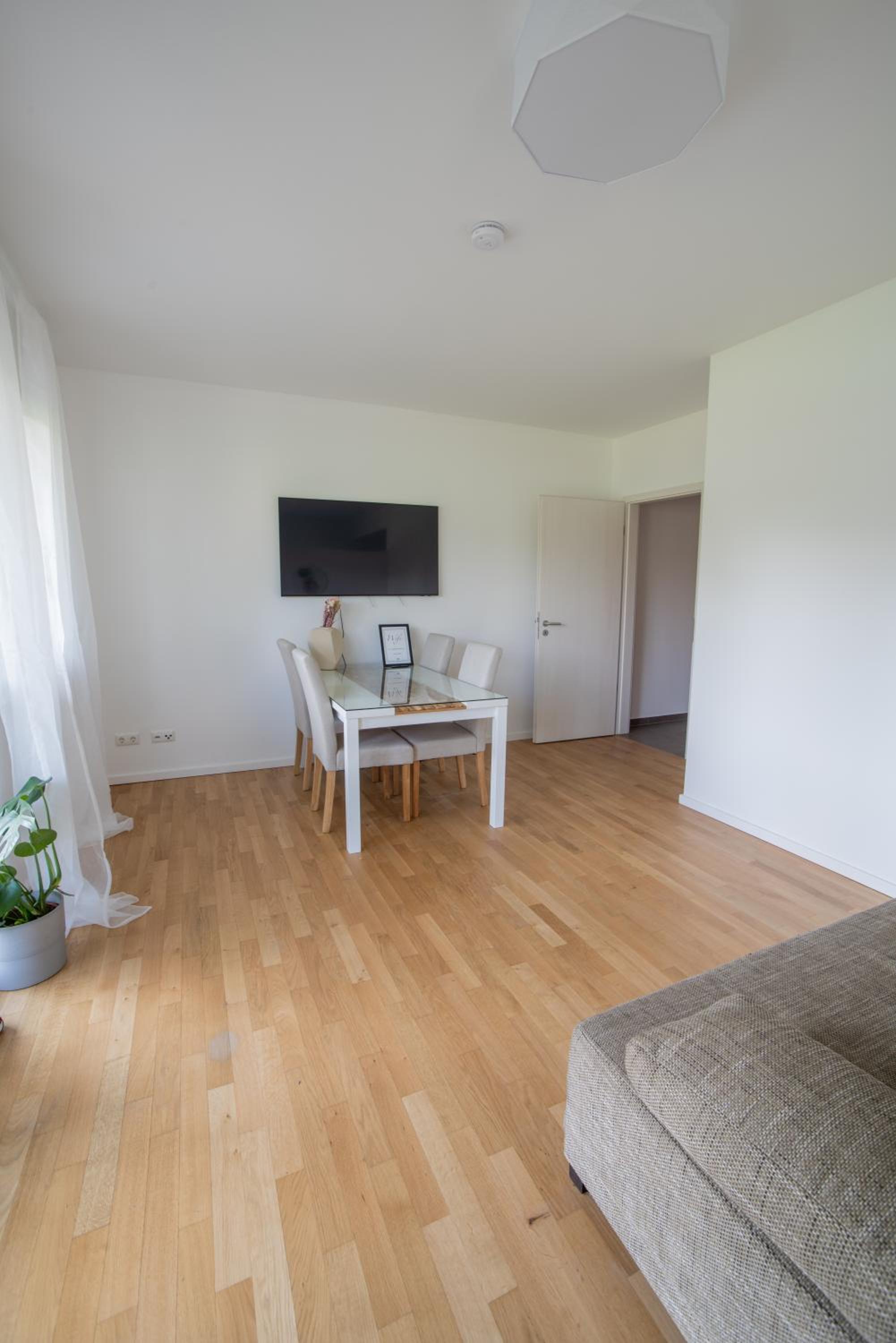 Potsdams Traumwohnung mit 6 Schlafmöglichkeiten und Terrasse