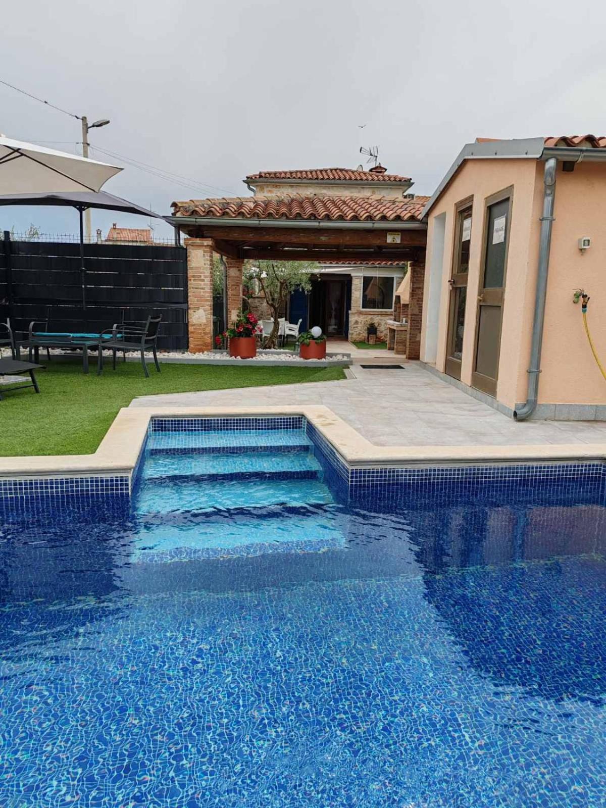 Casa Vežnaveri