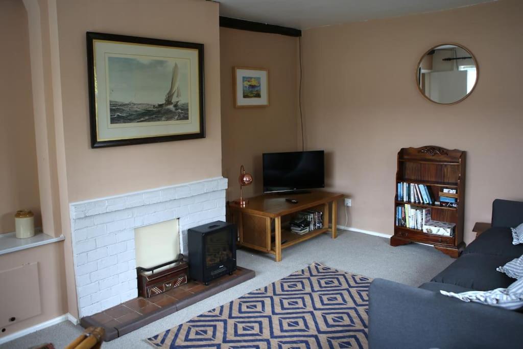 Convenient and stylish cottage