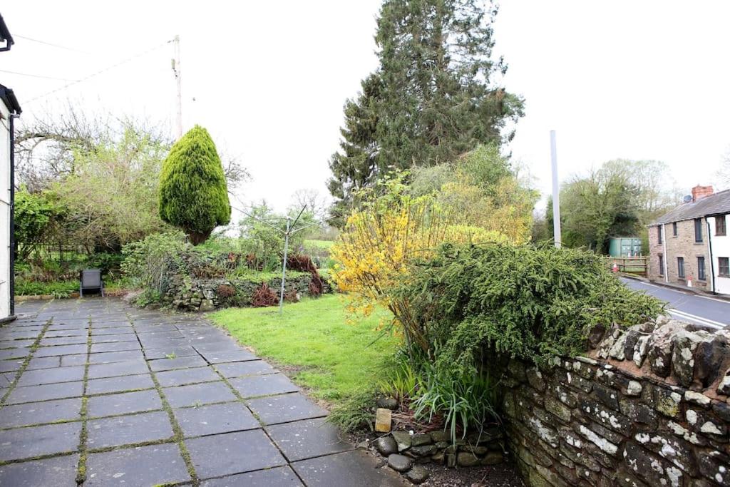 Convenient and stylish cottage