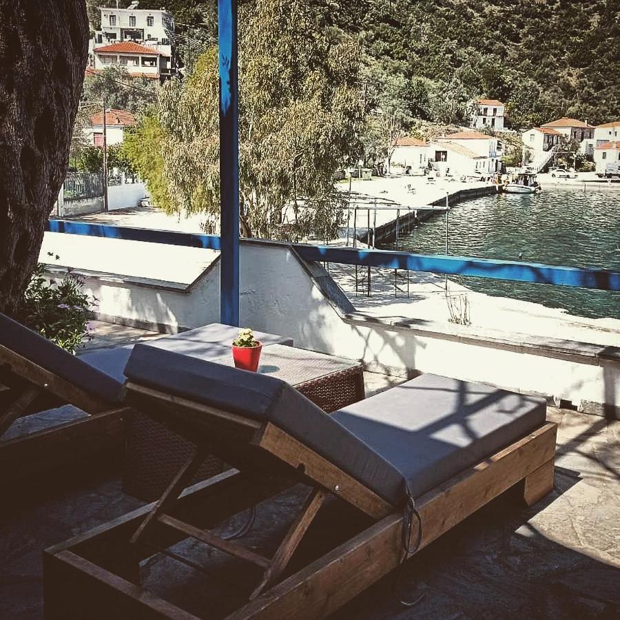 Amfithea Seaview apartment
