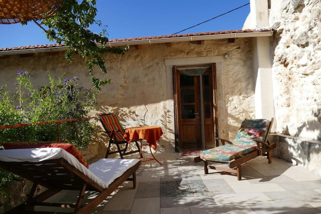 Stonehouse Pyrgou