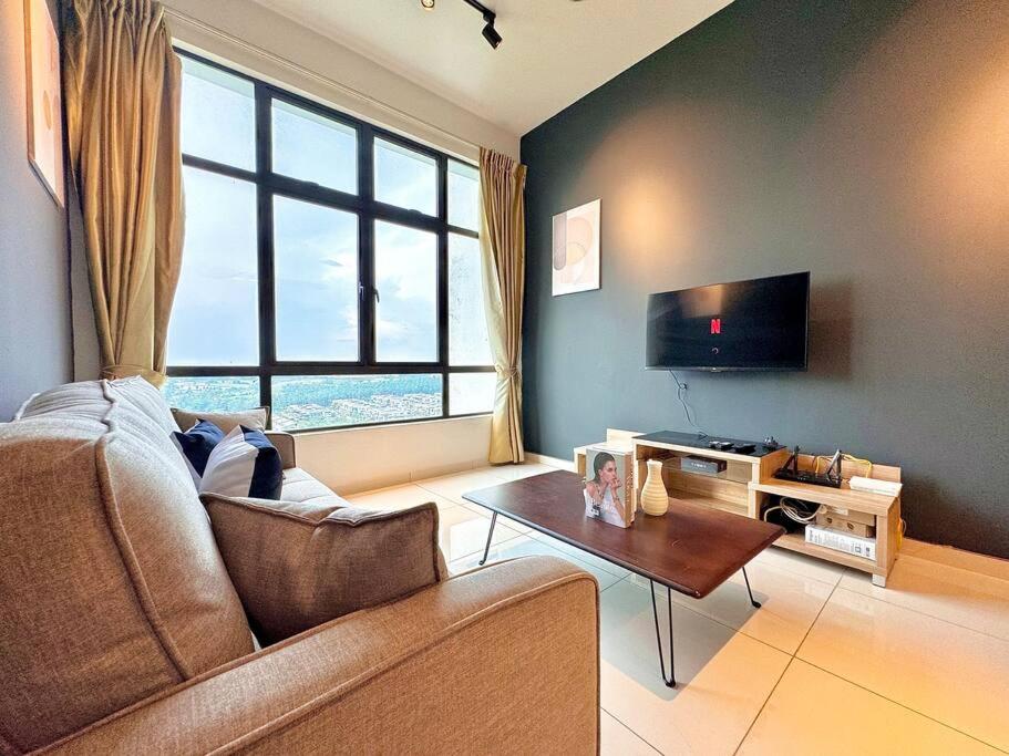 D'Summit Suite by Luxecocoo CK Kempas Setia Tropika photo 7