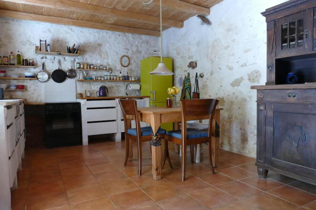 Stonehouse Pyrgou