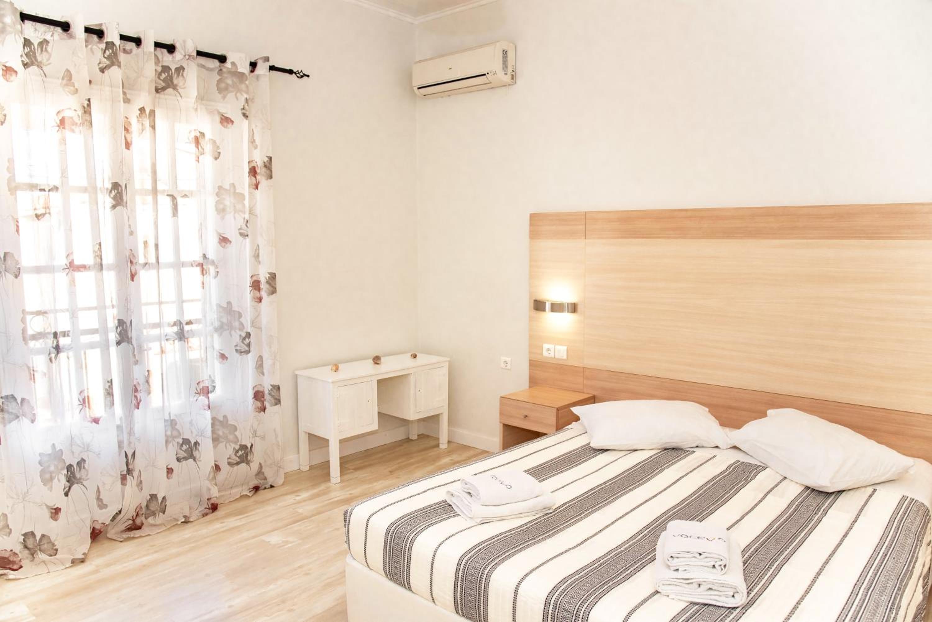 Antonia's Apartments