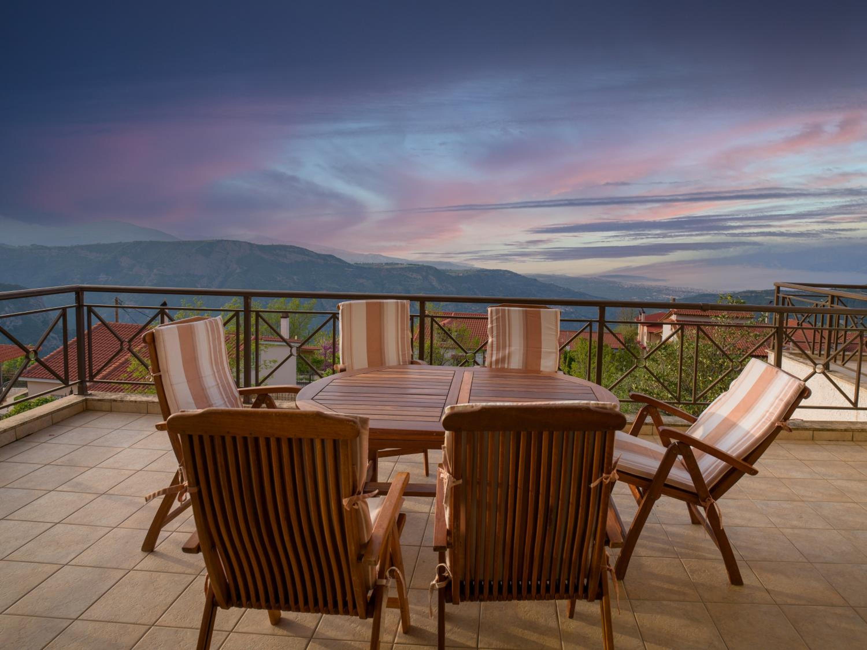 Traditional Luxury Villa ARMONIA
