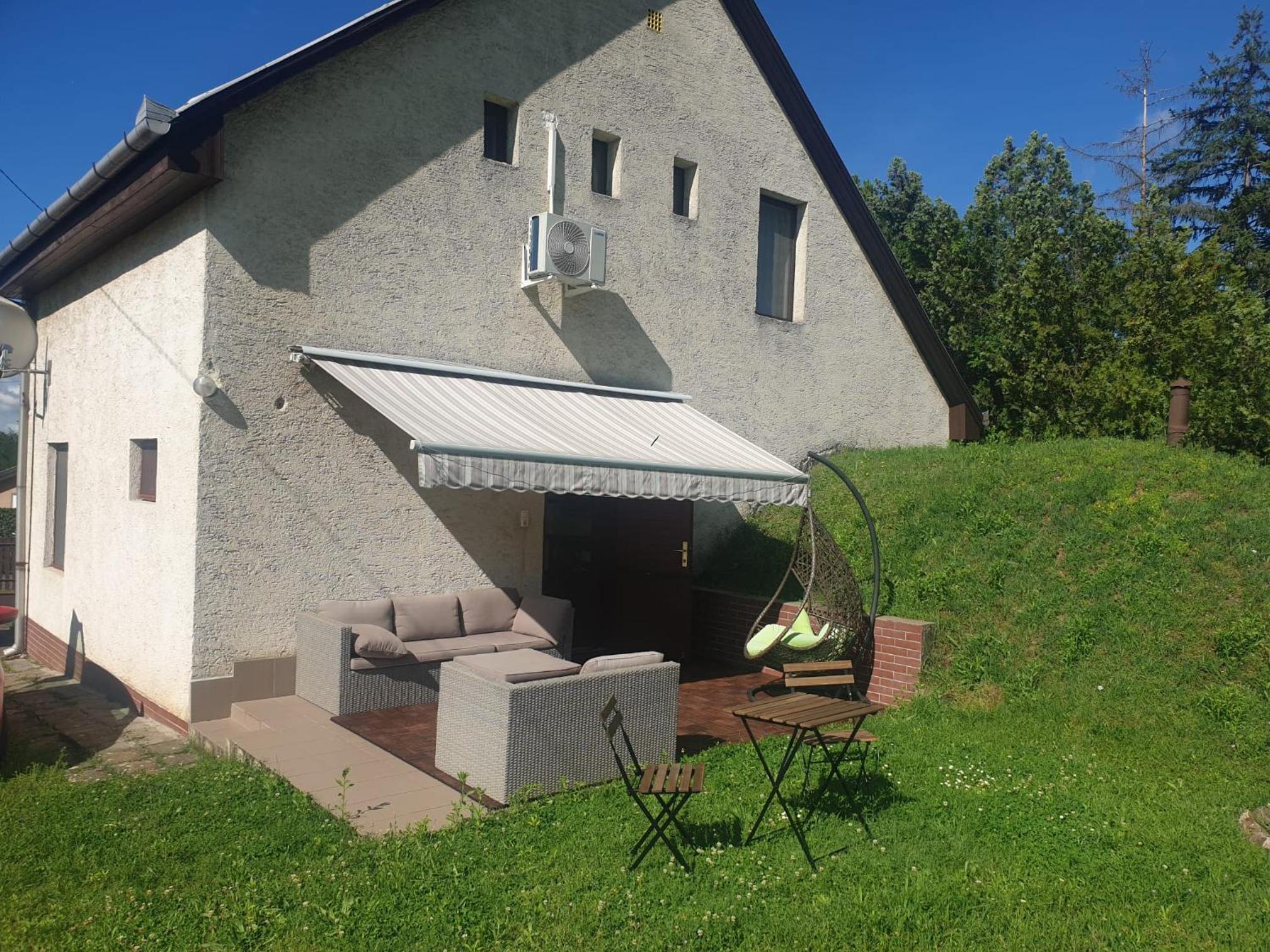 Happy Family House Velence
