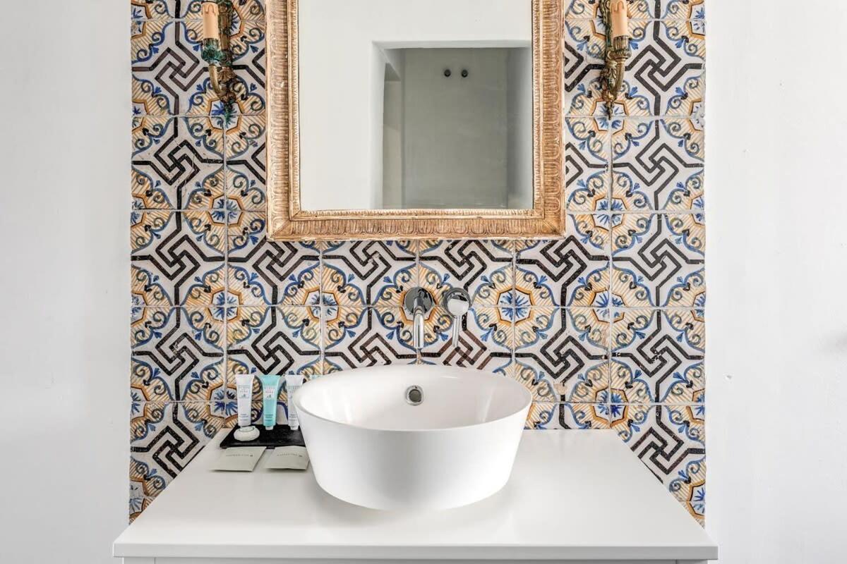 Villa Murat Historic Residence with Heated Pool and Còncierge by Feeling Italy photo 3