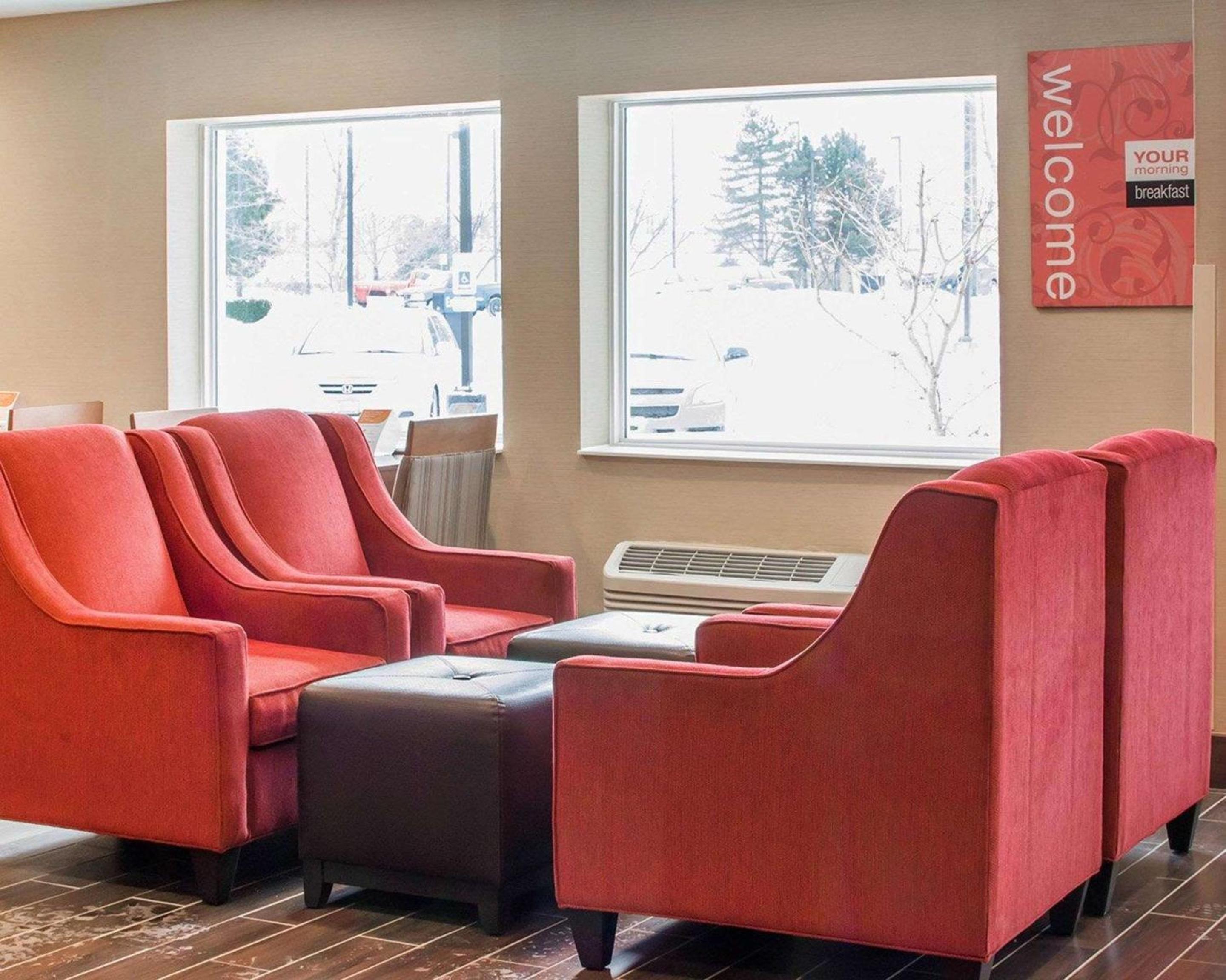 Comfort Inn Mayfield Heights Cleveland East view 4