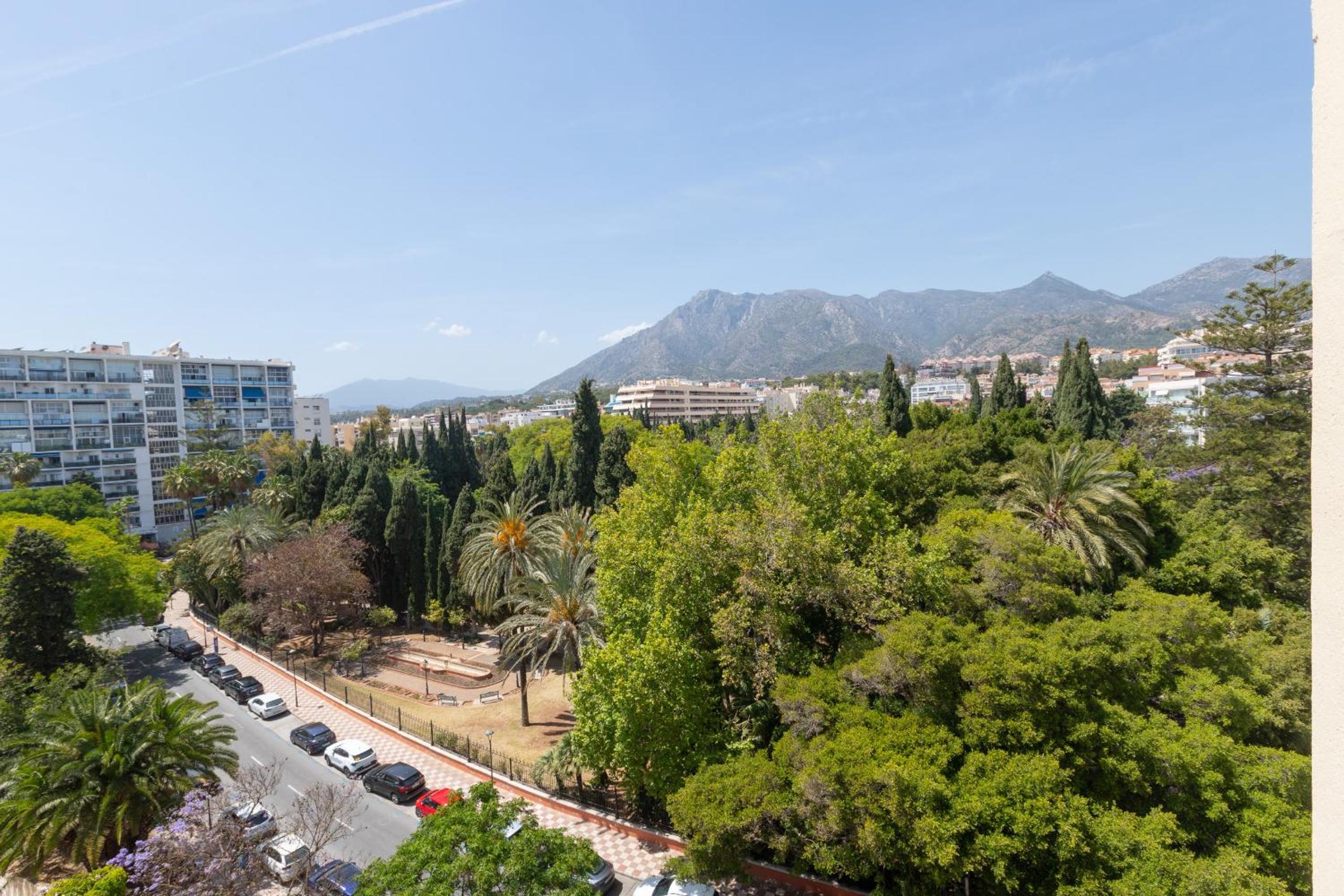 Dream penthouse in marbella center with sea views