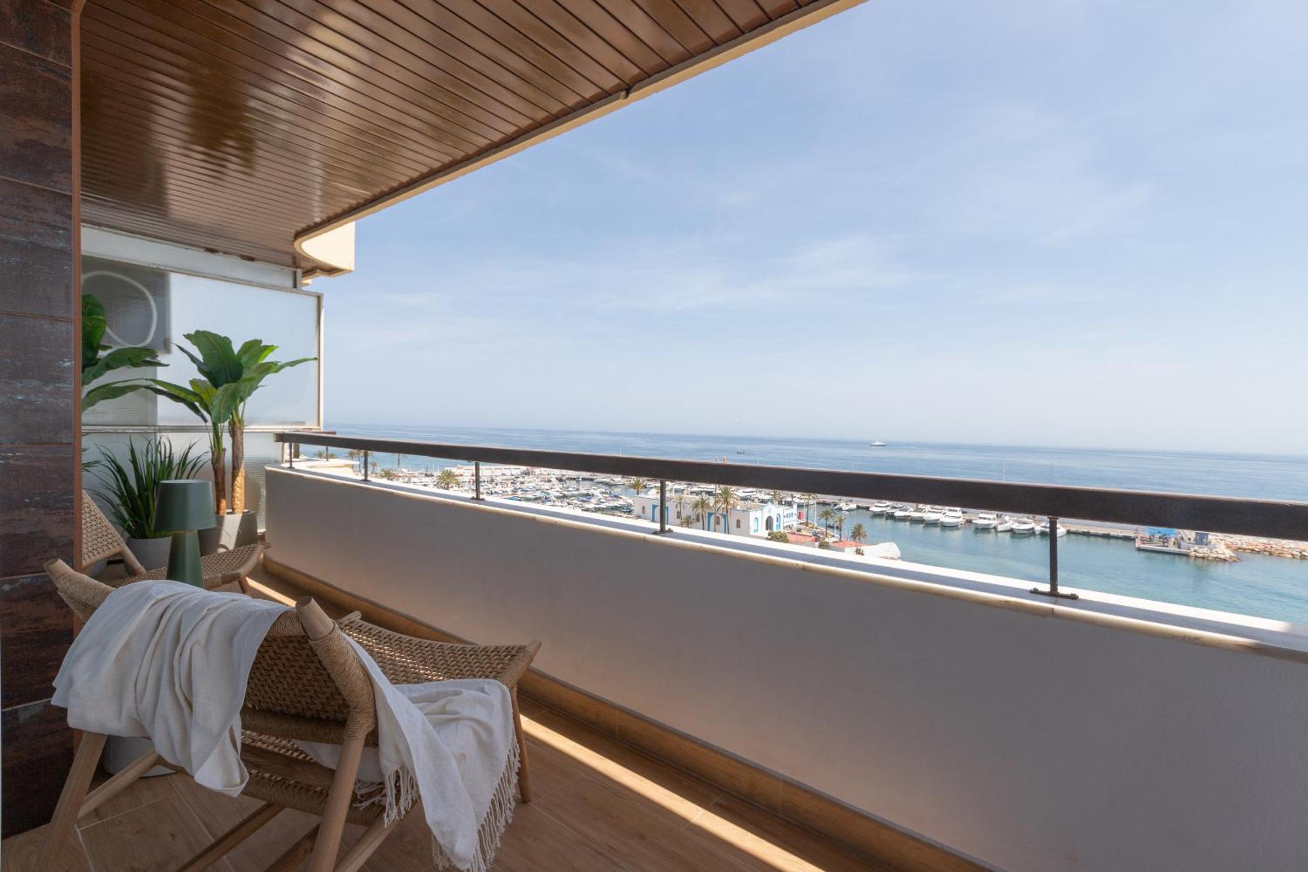 Dream penthouse in marbella center with sea views