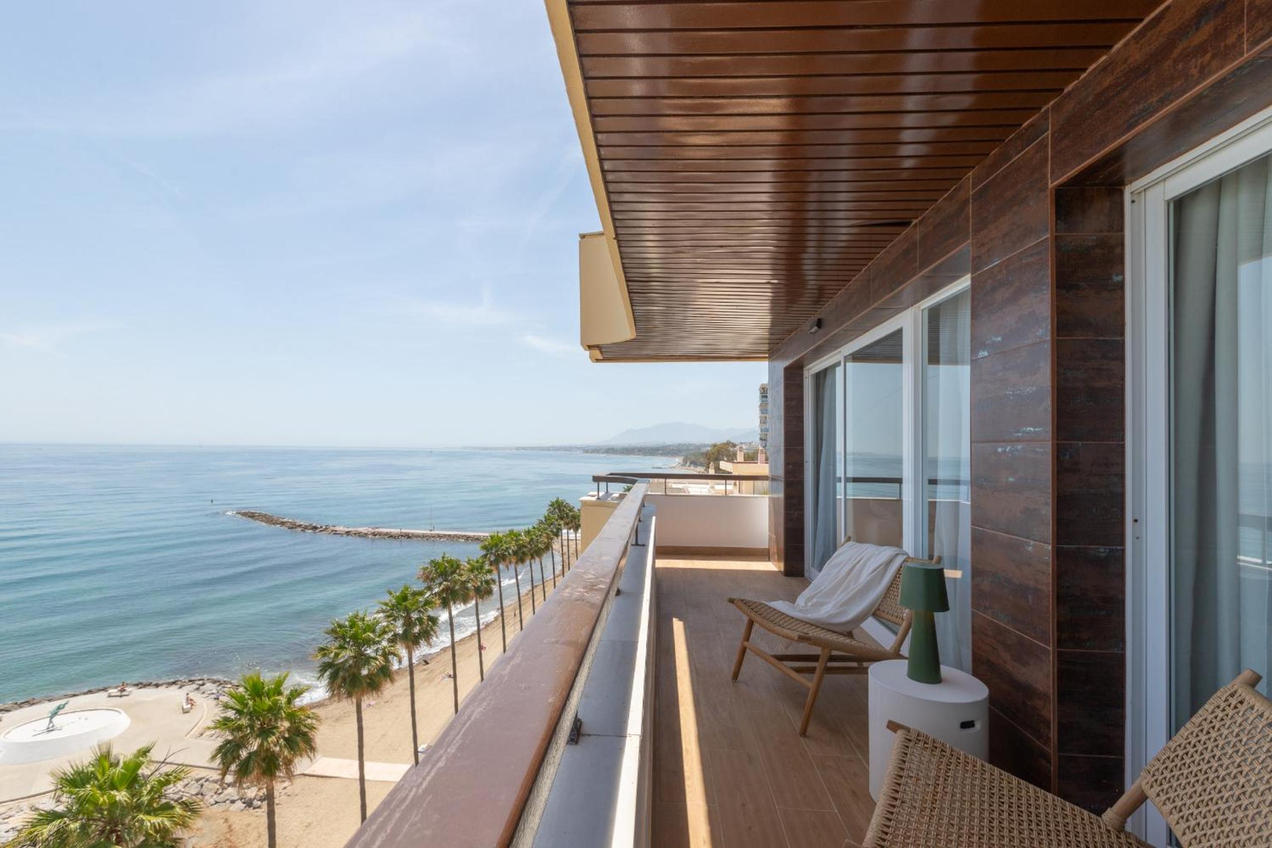 Dream penthouse in marbella center with sea views
