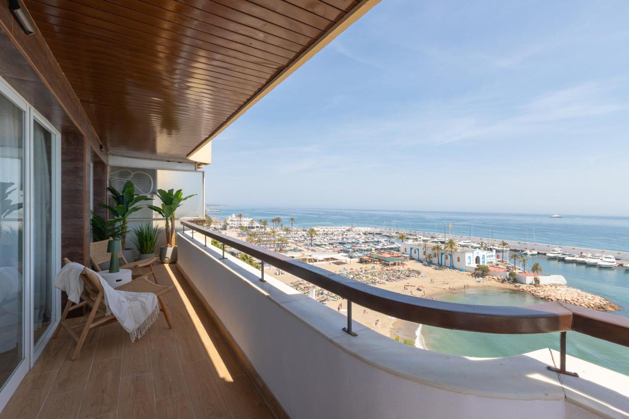 Dream penthouse in marbella center with sea views