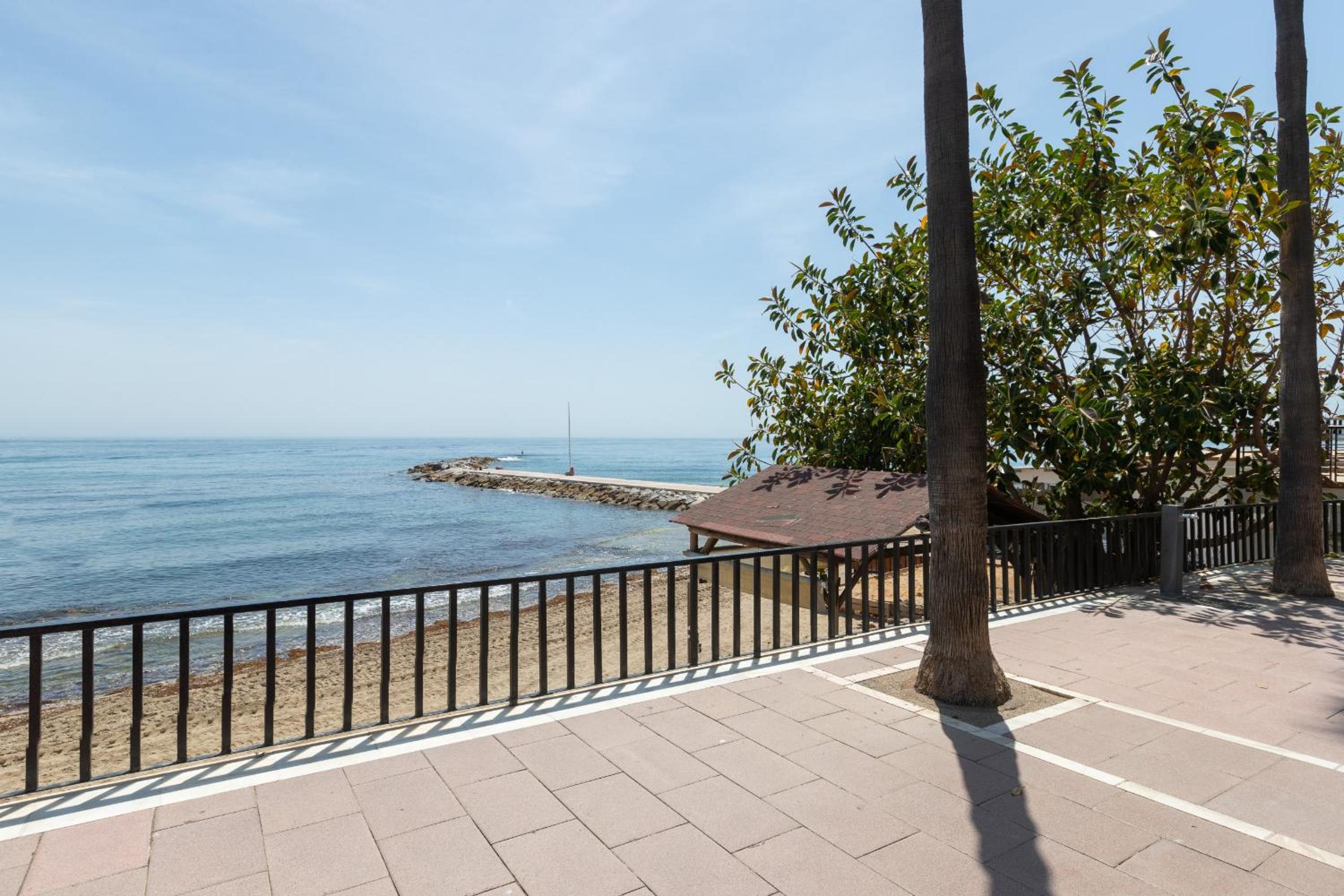 Dream penthouse in marbella center with sea views