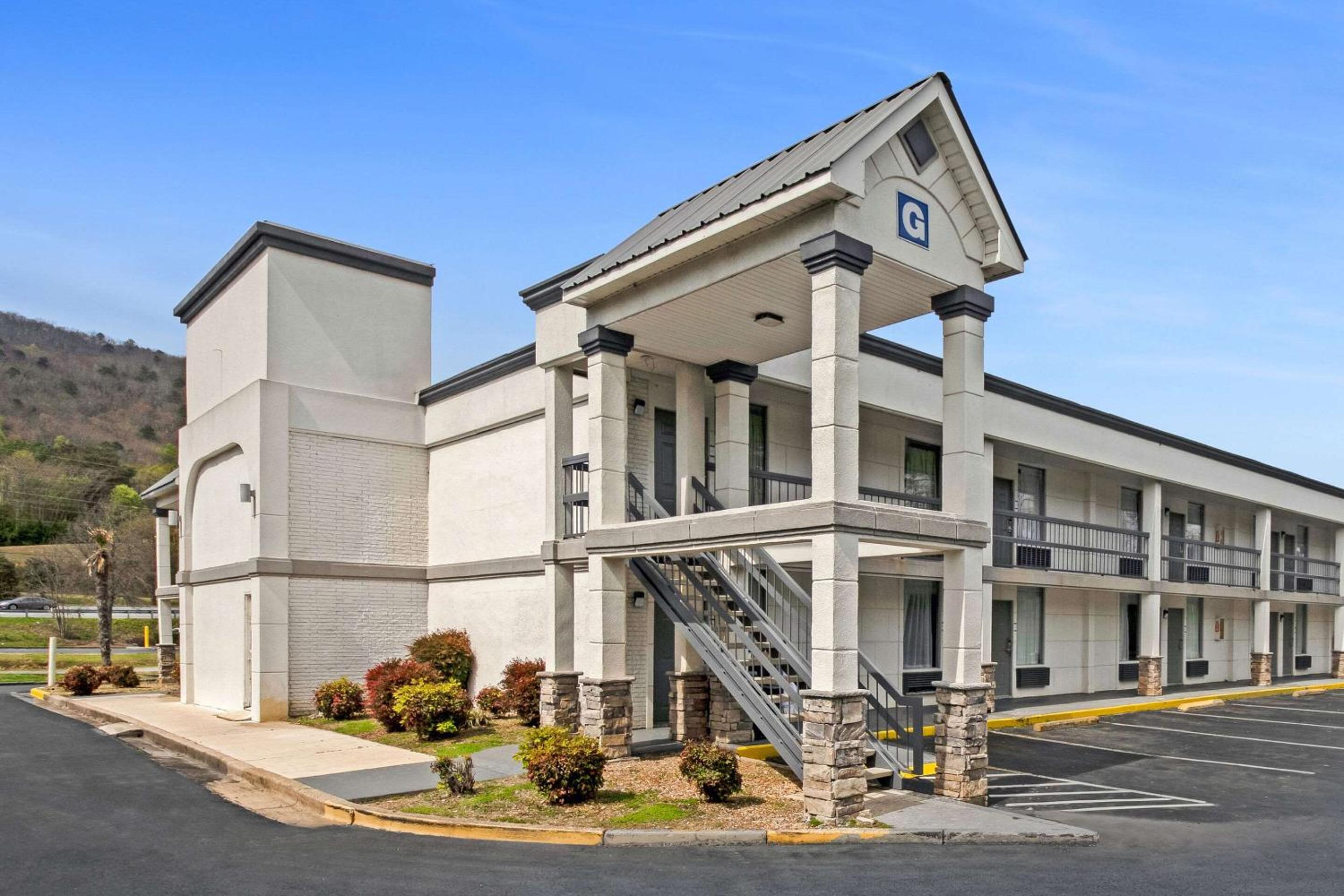 Quality Inn Dalton East view 4