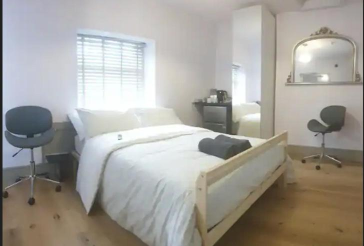 Bucks - Turnbridge Guest House view 4