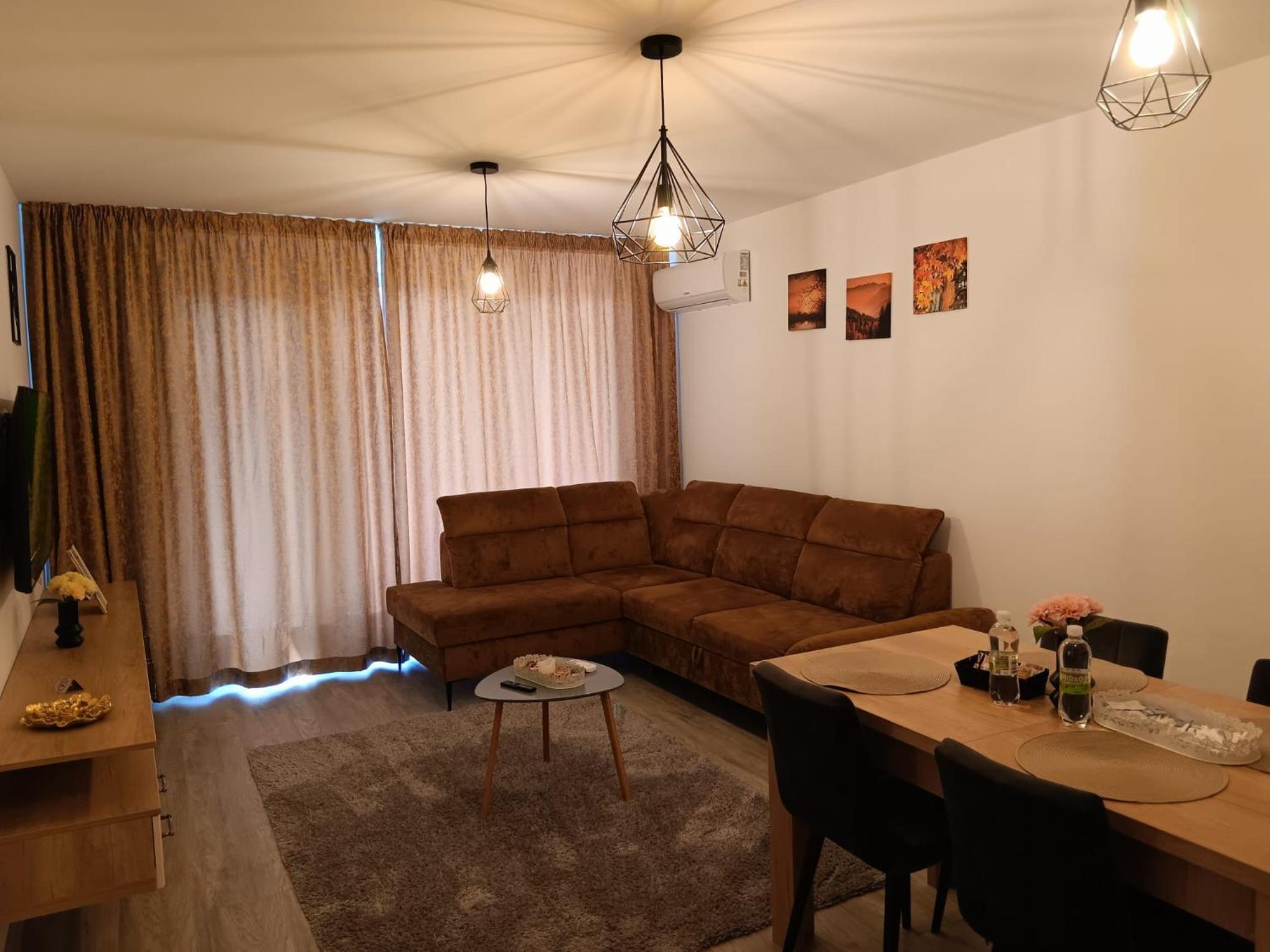 Avram Iancu Apartments view 4
