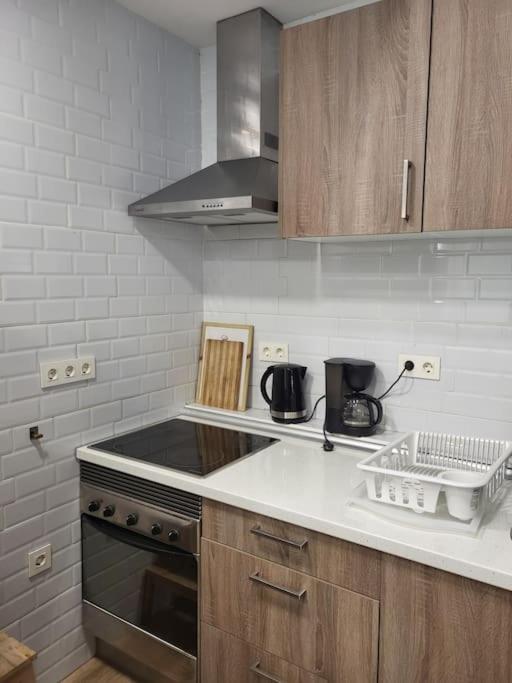 Studio type Loft Malaga gare de trains et plage