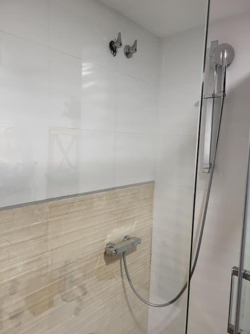 Studio type Loft Malaga gare de trains et plage