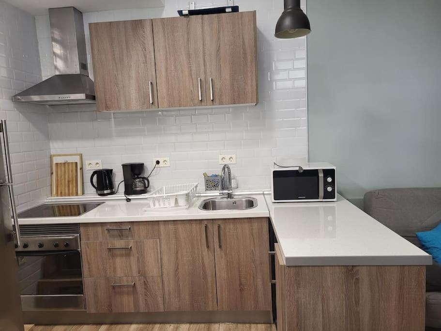 Studio type Loft Malaga gare de trains et plage