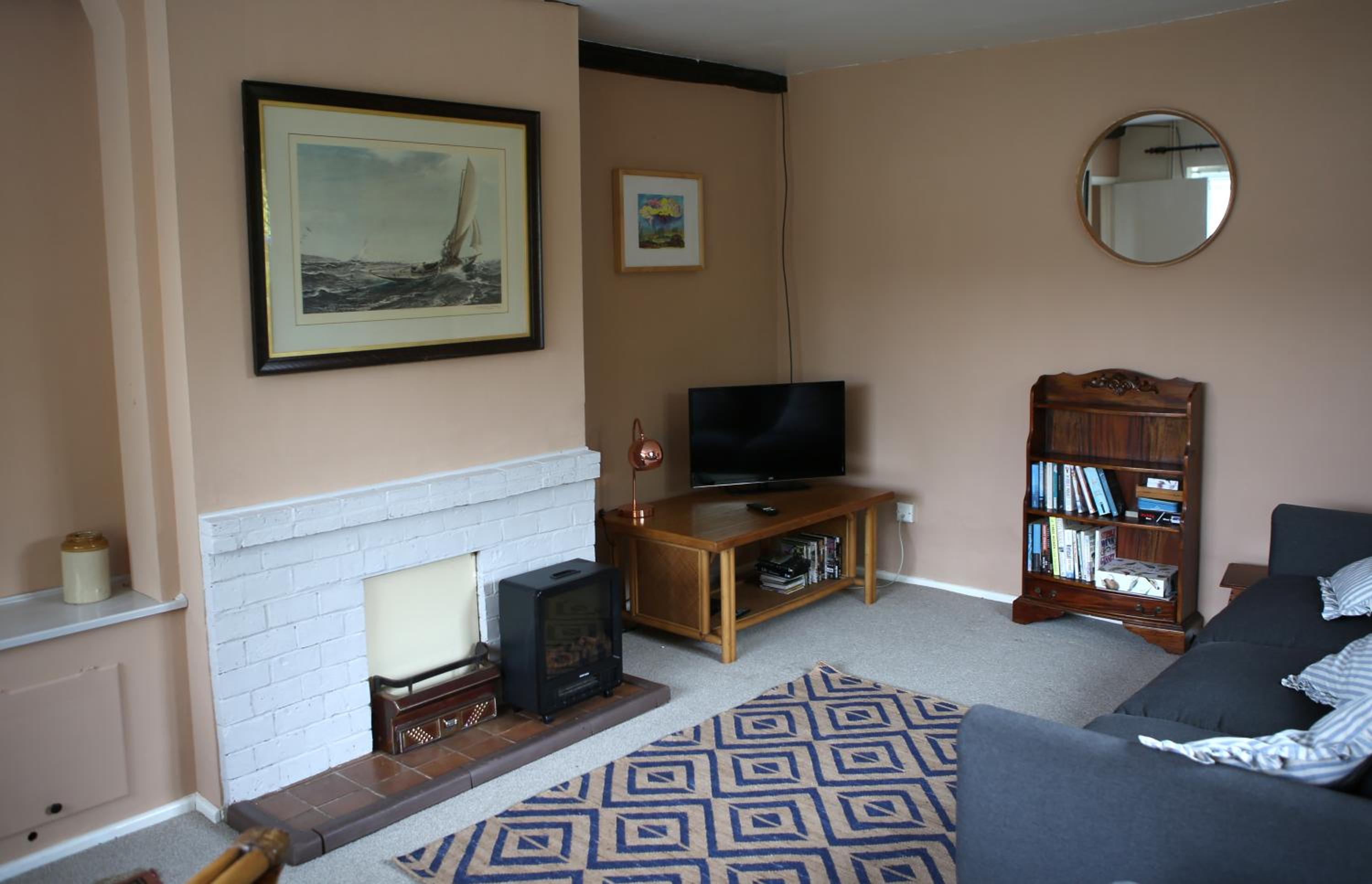 Convenient and stylish cottage