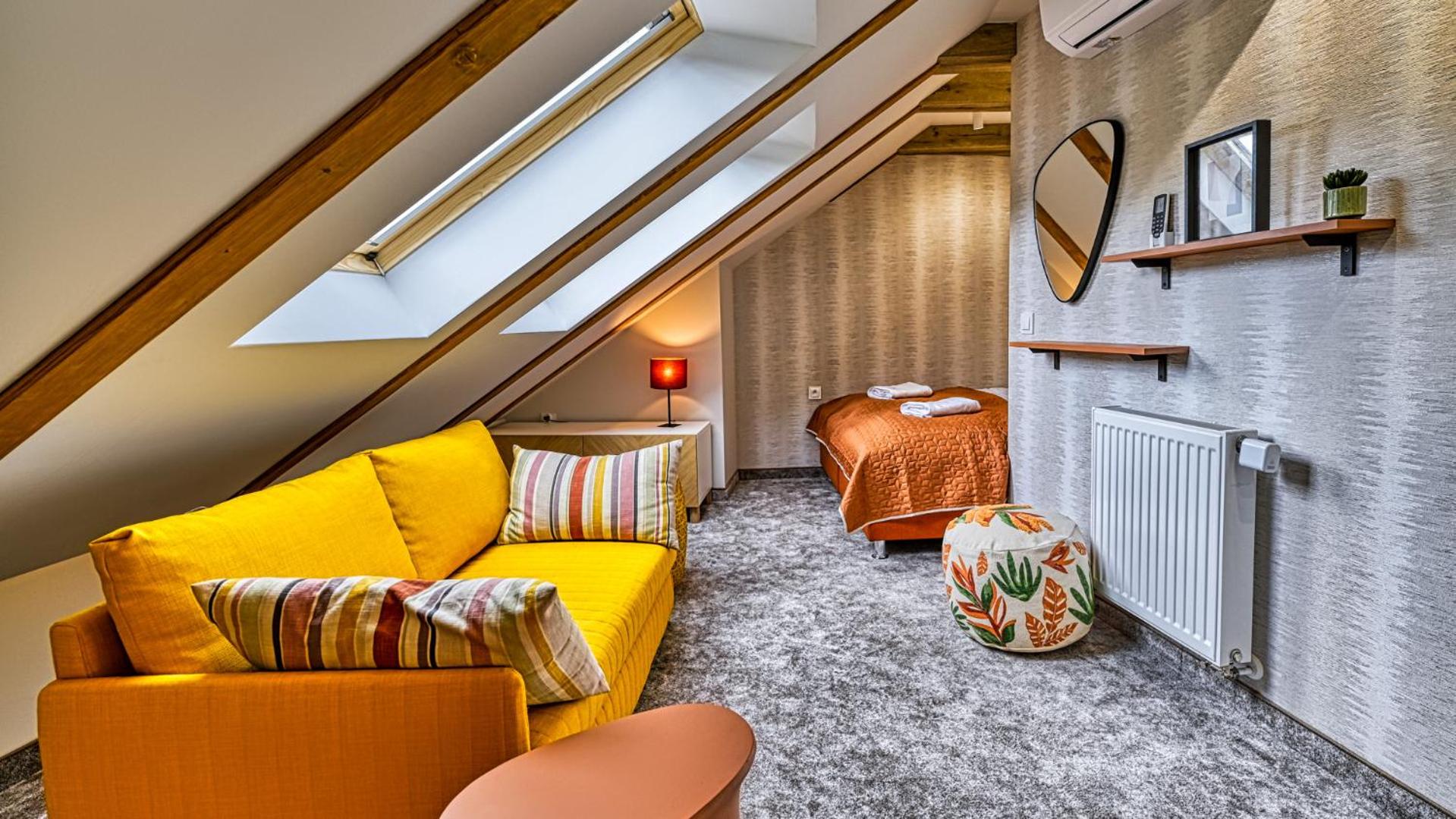 Apartamenty dwupoziomowe KARKONOSKIE KOLORY by Royal Aparts
