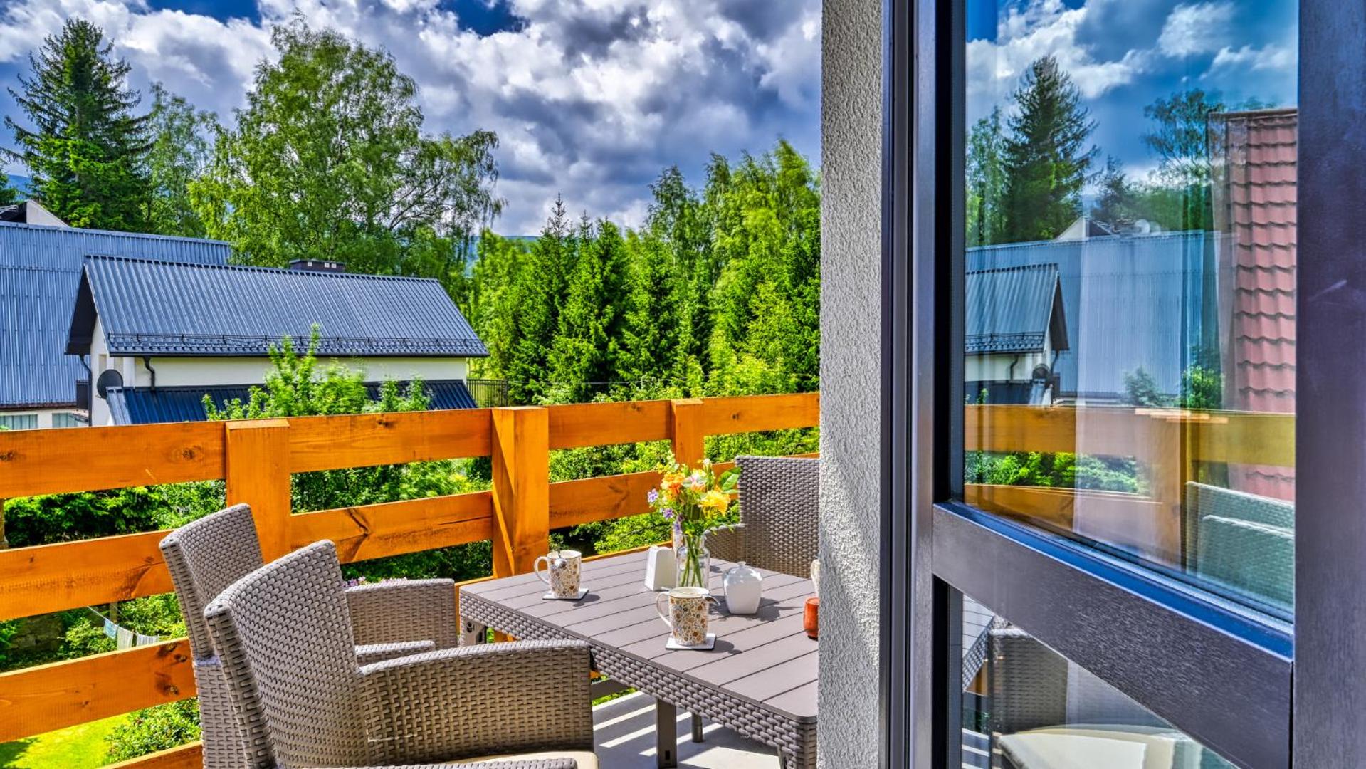 Apartamenty dwupoziomowe KARKONOSKIE KOLORY by Royal Aparts