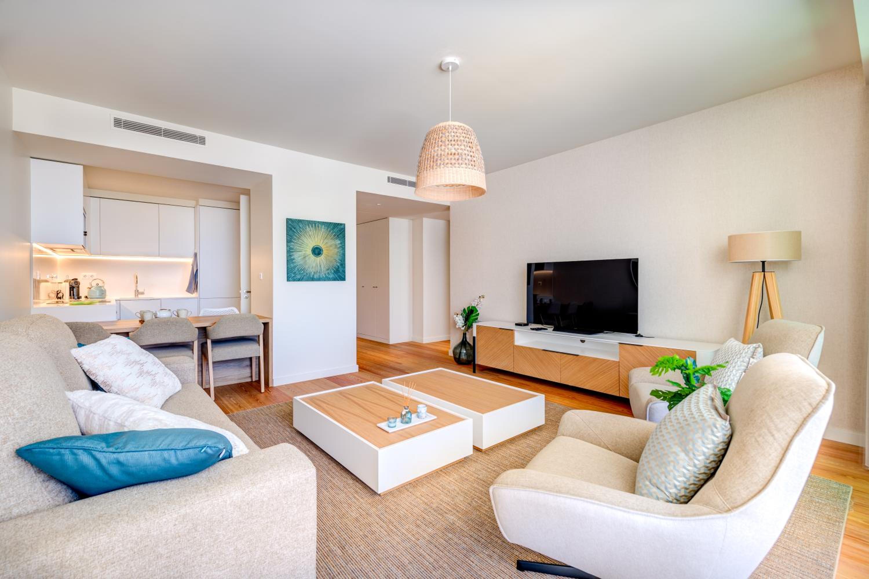 Apartment in the beautiful Bayline building - SPA - POOL - GYM - BEACH - Pargo BY BEDZY view 5