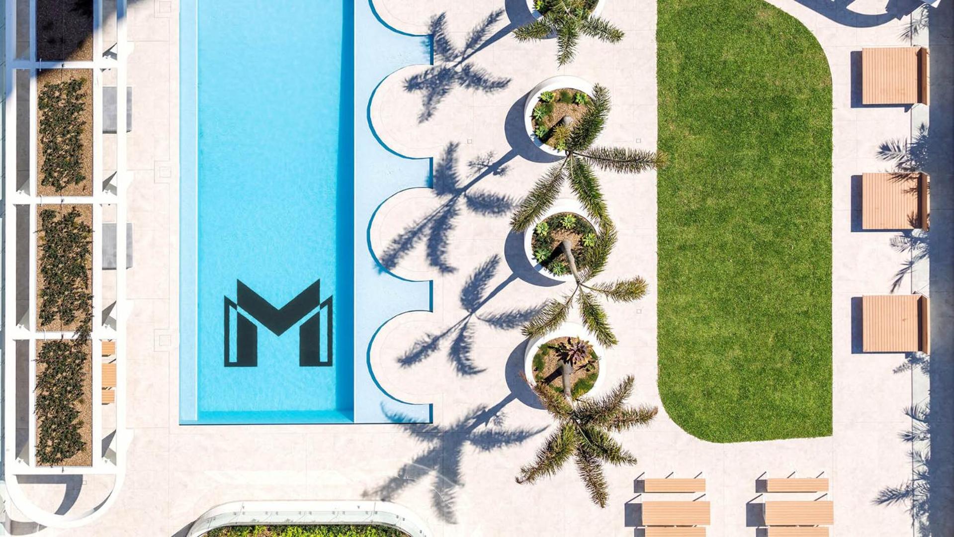 New Build Meriton Beachfront