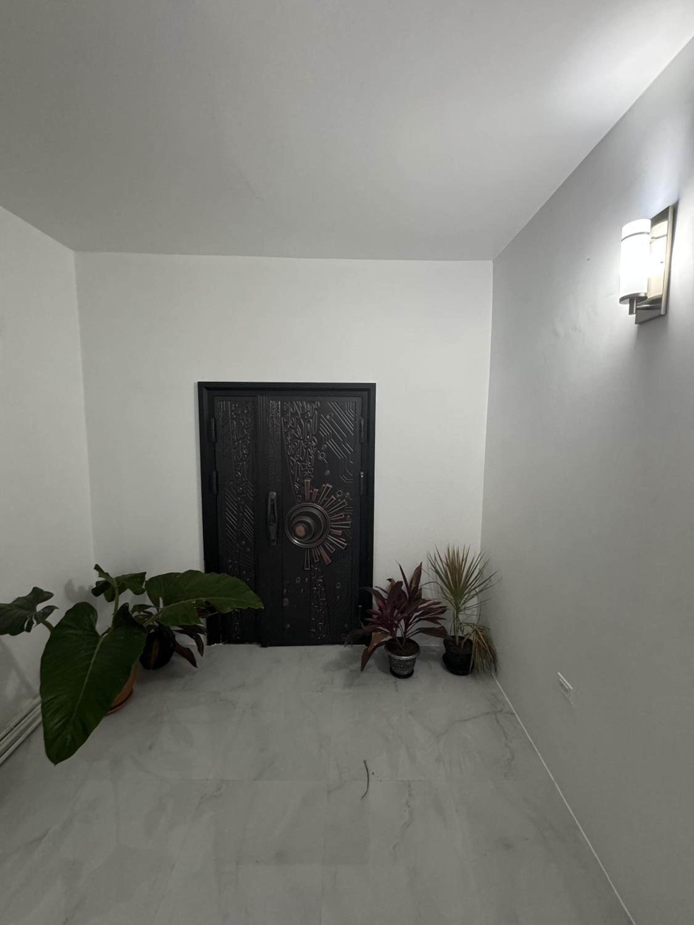 4 Bed-4 EnSuite-Sleeps 12-AirCon-5 Min To Beach view 4