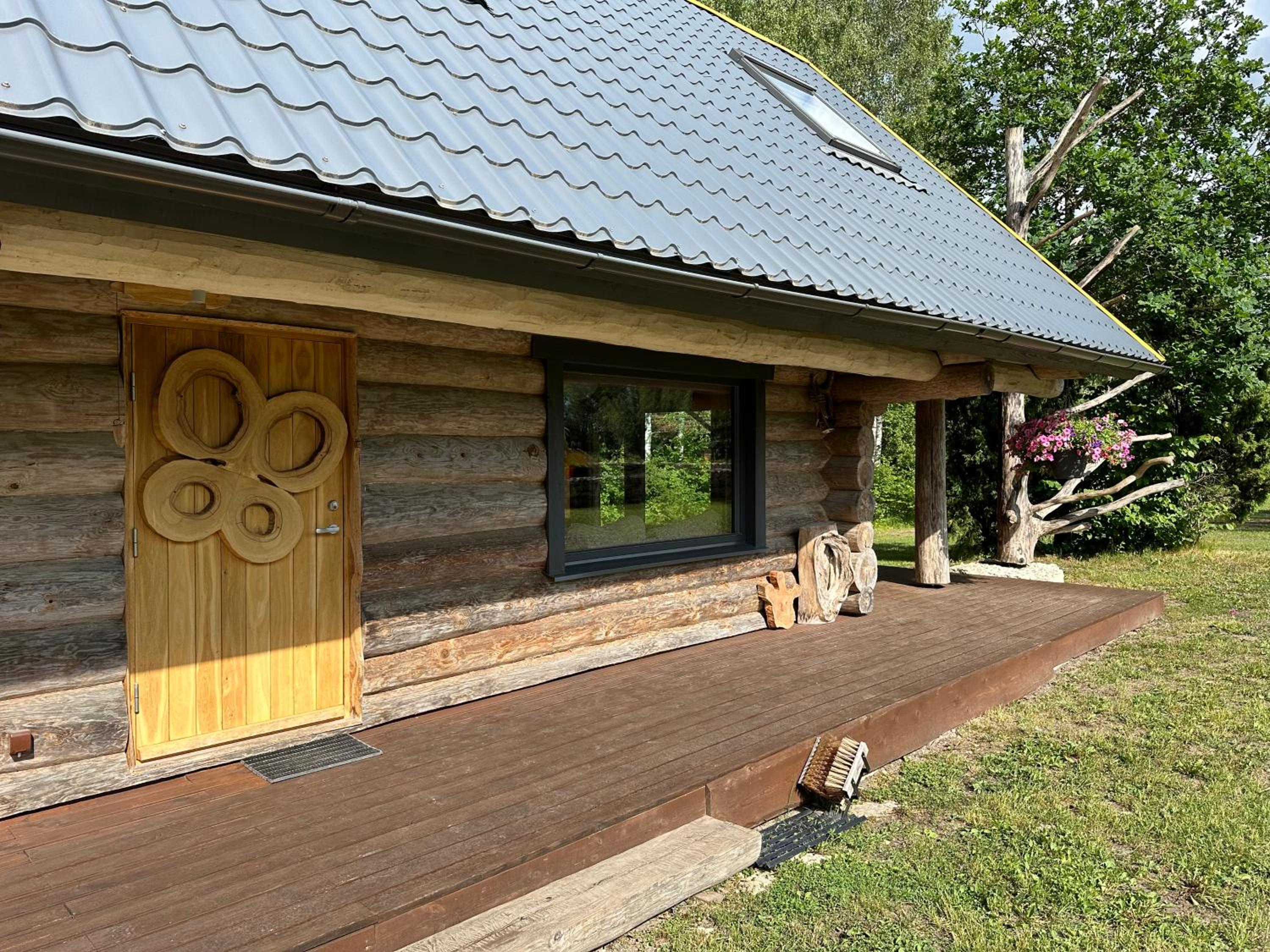 Photo 6