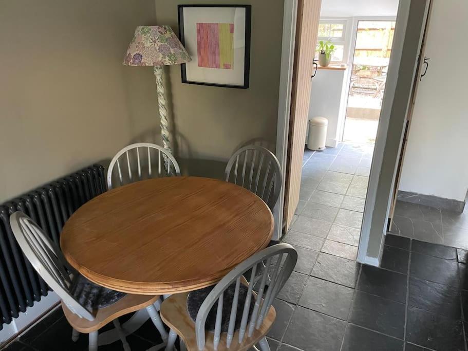 Grants Cottage, Brackley
