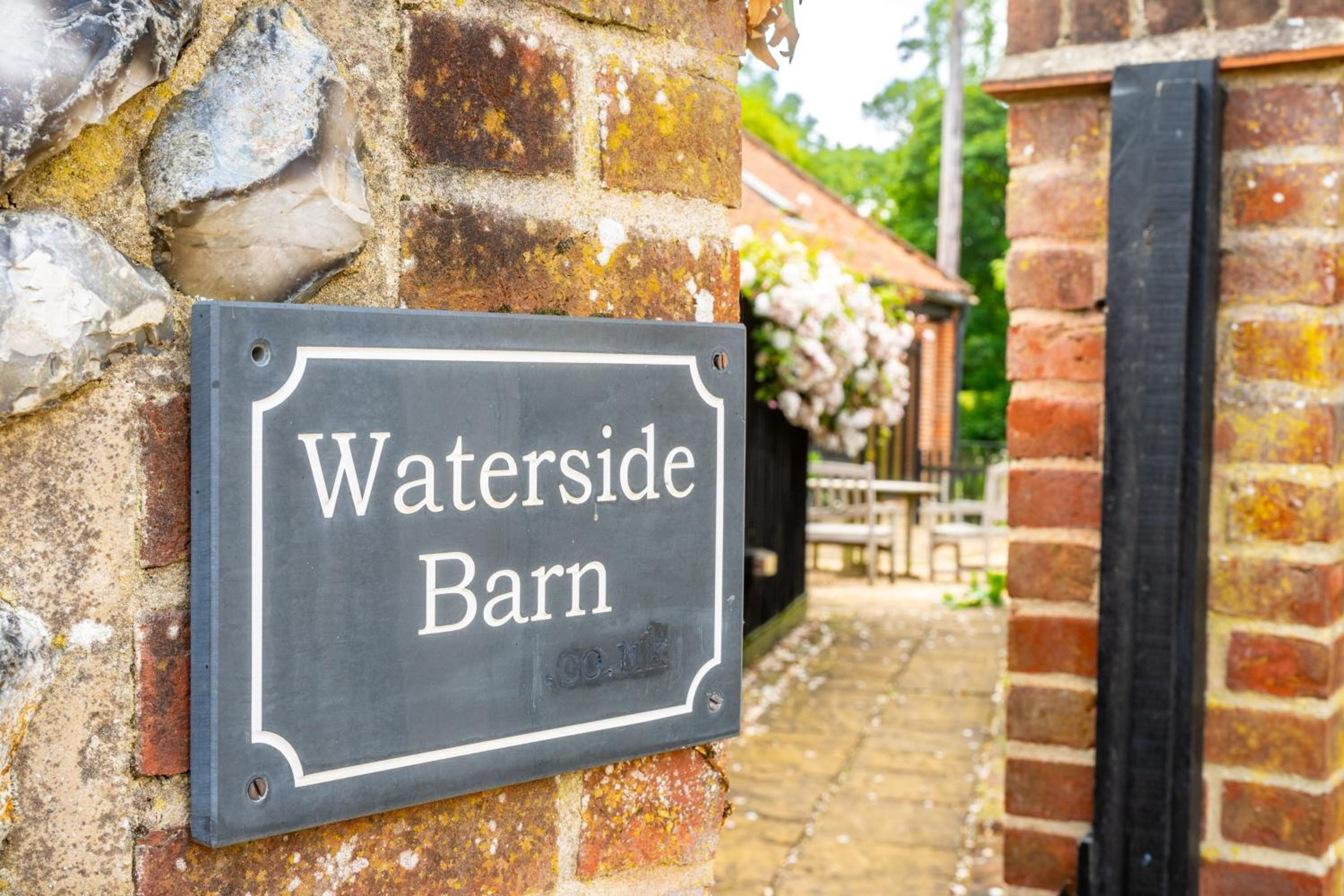 Waterside Barn