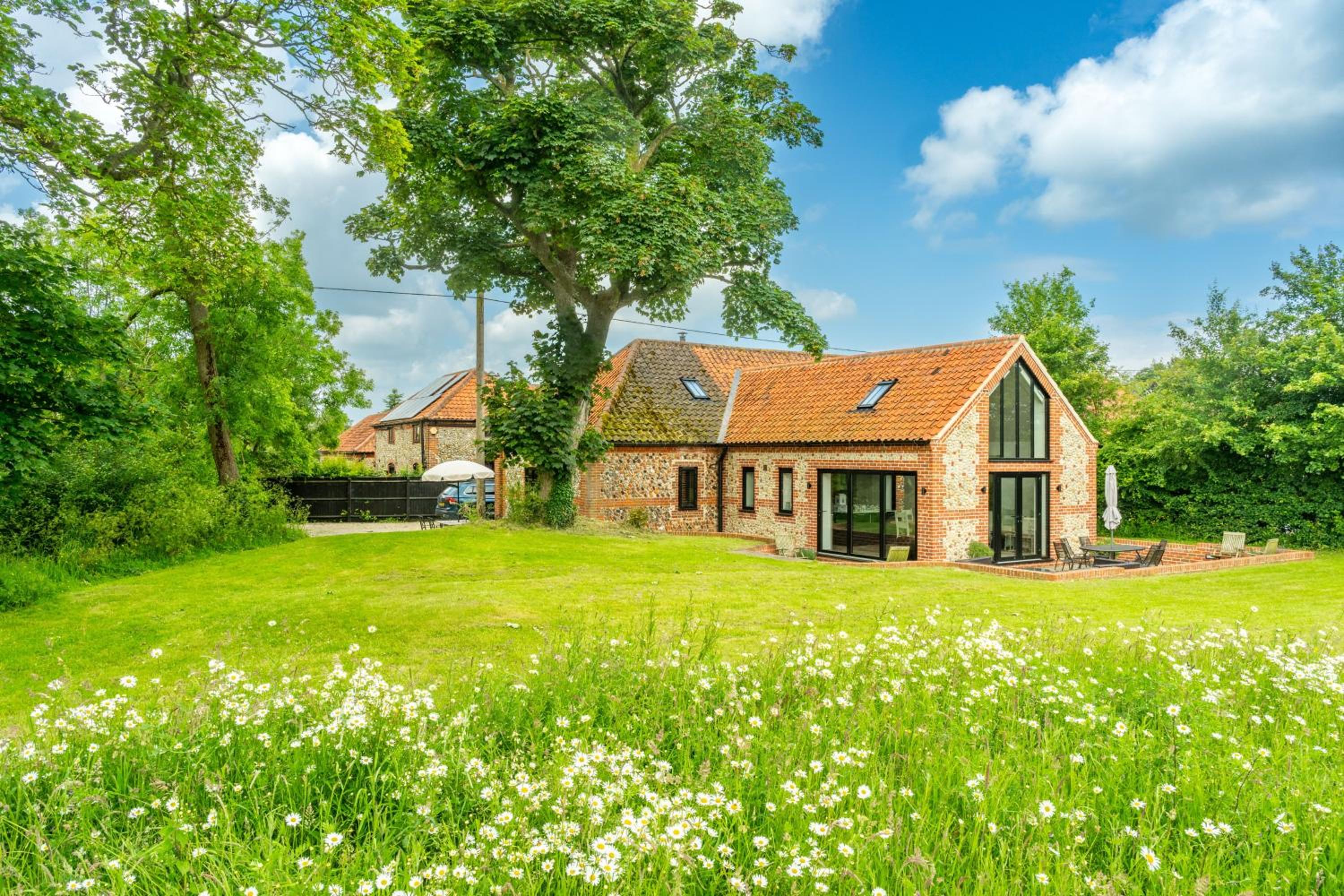 Waterside Barn