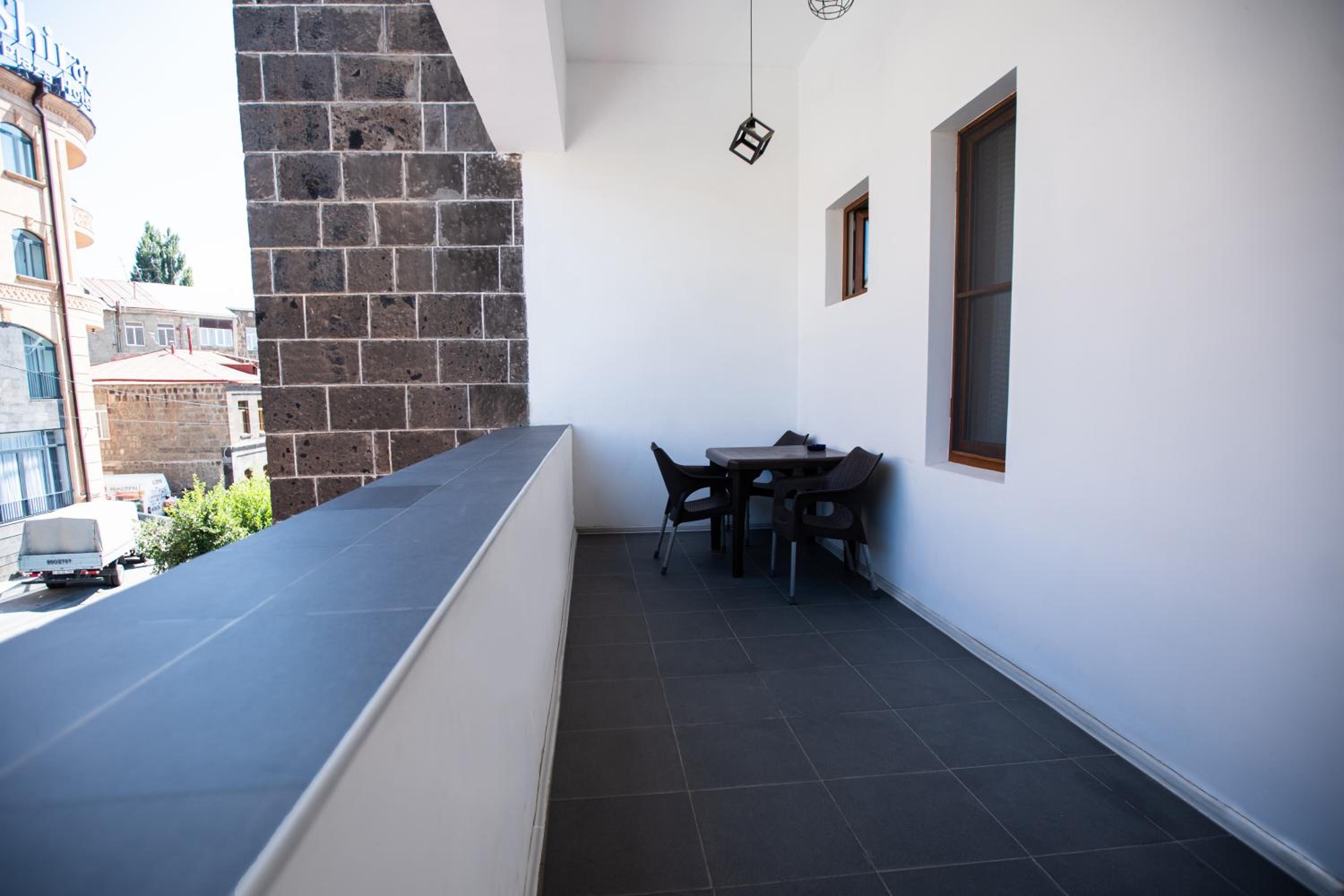 Guest House Family