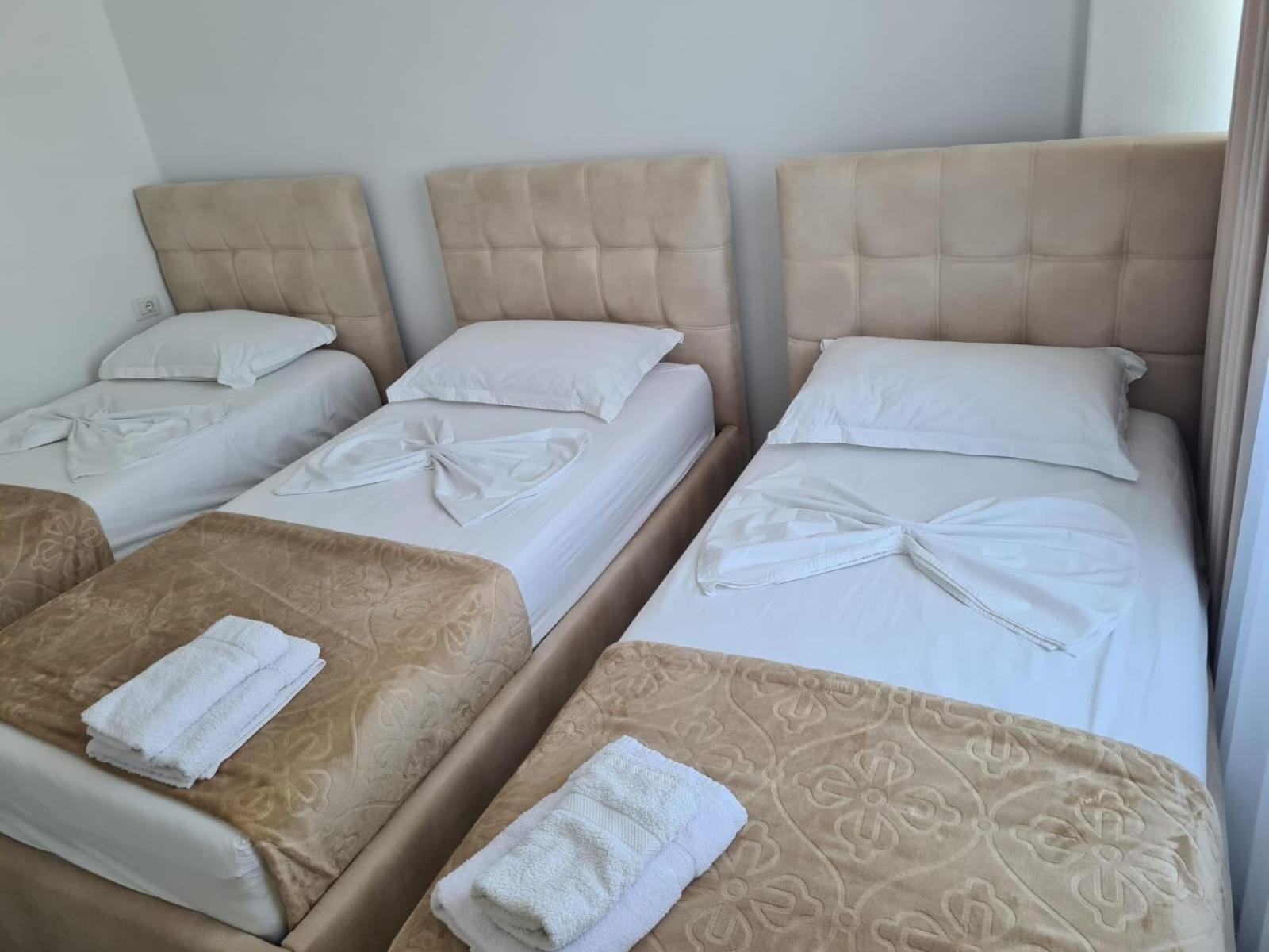 Modern apartment Fishta Q5 22