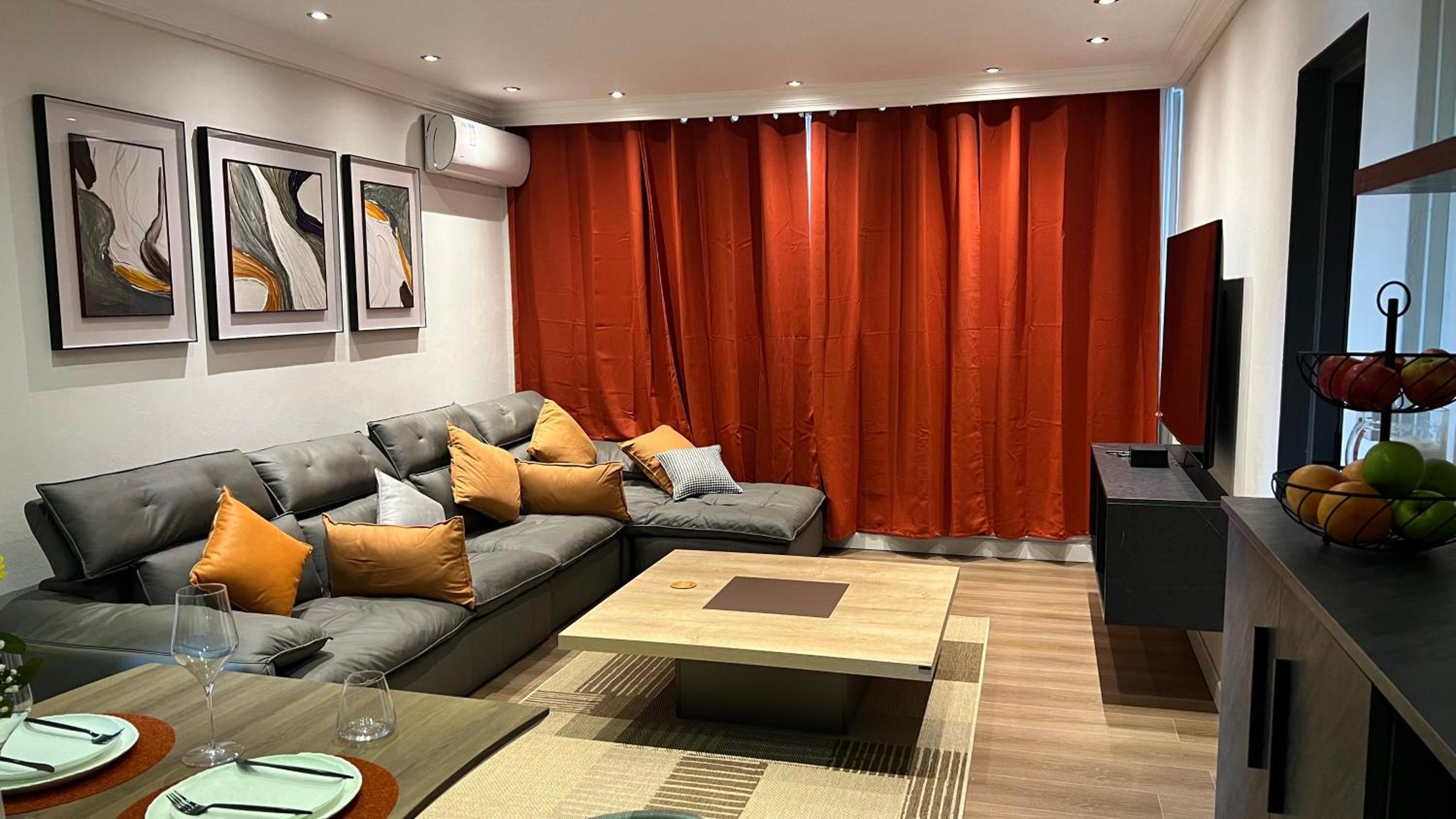 City Metro Apartment